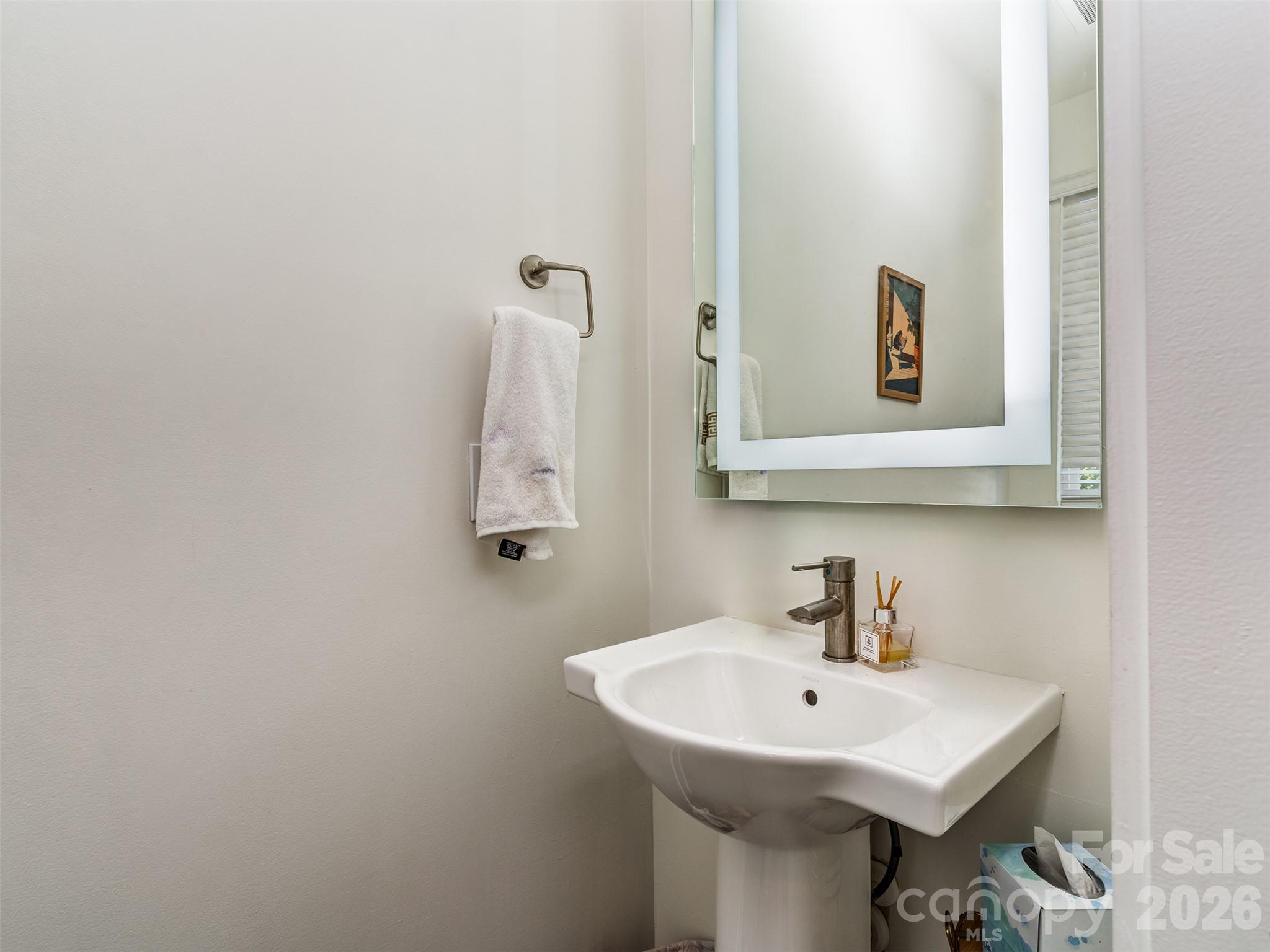 Photos are of 1919 West Trade and are Representative of the Other 3 Properties in This Offering. - 1919 W Trade Street, Charlotte