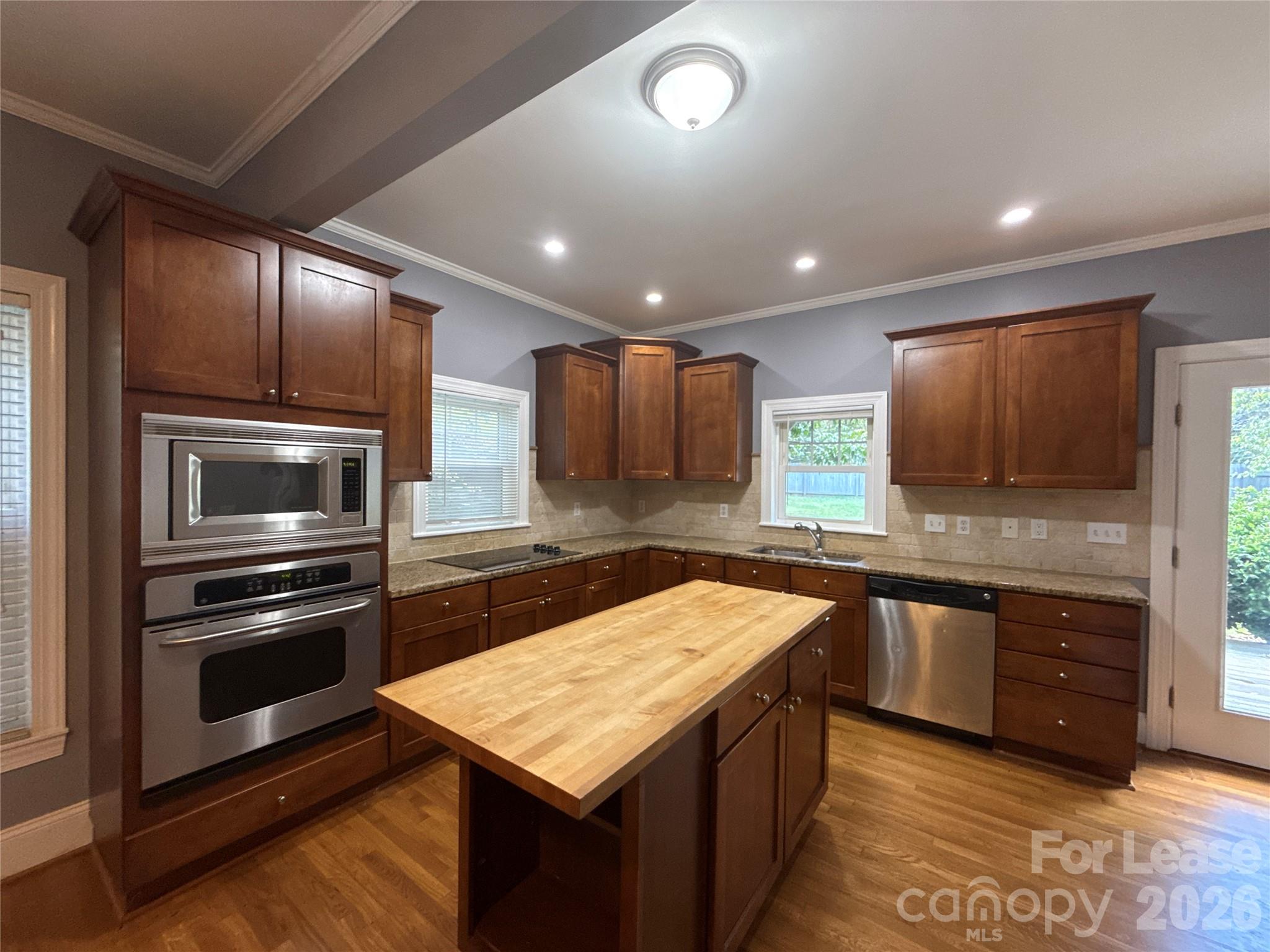 Single Family Residence at 11103 Walters Street, Huntersville, photo 8 of 24