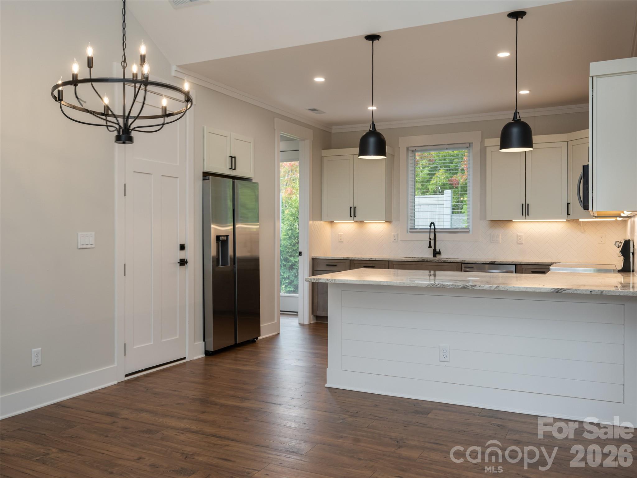 Townhouse at 8 Heartleaf Circle, Arden, photo 10 of 41