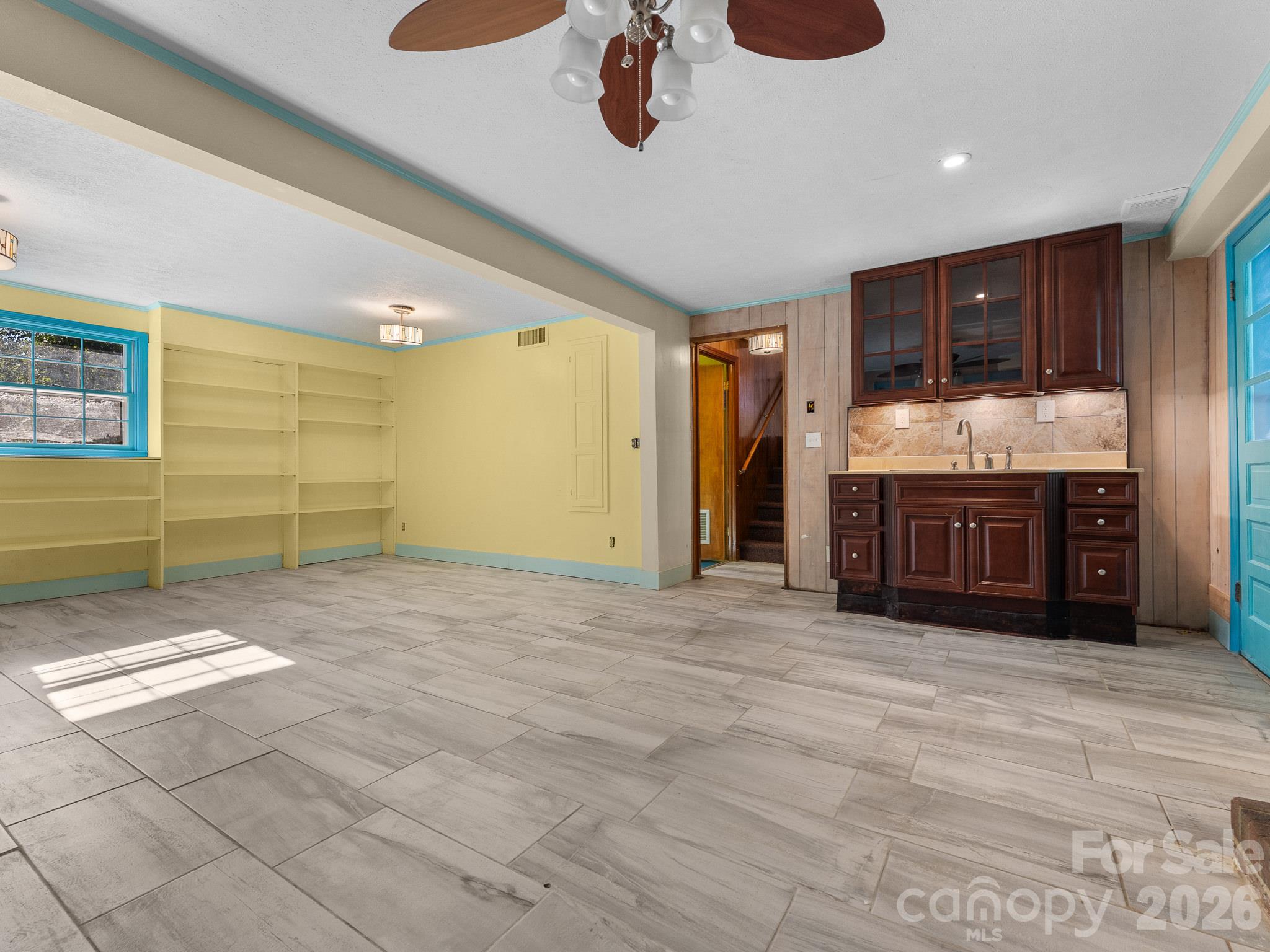 Single Family Residence at 87 Underhill Road, Hendersonville, photo 28 of 48