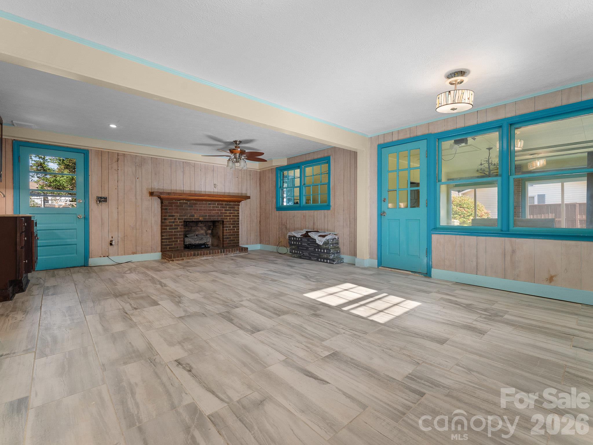 Single Family Residence at 87 Underhill Road, Hendersonville, photo 30 of 48