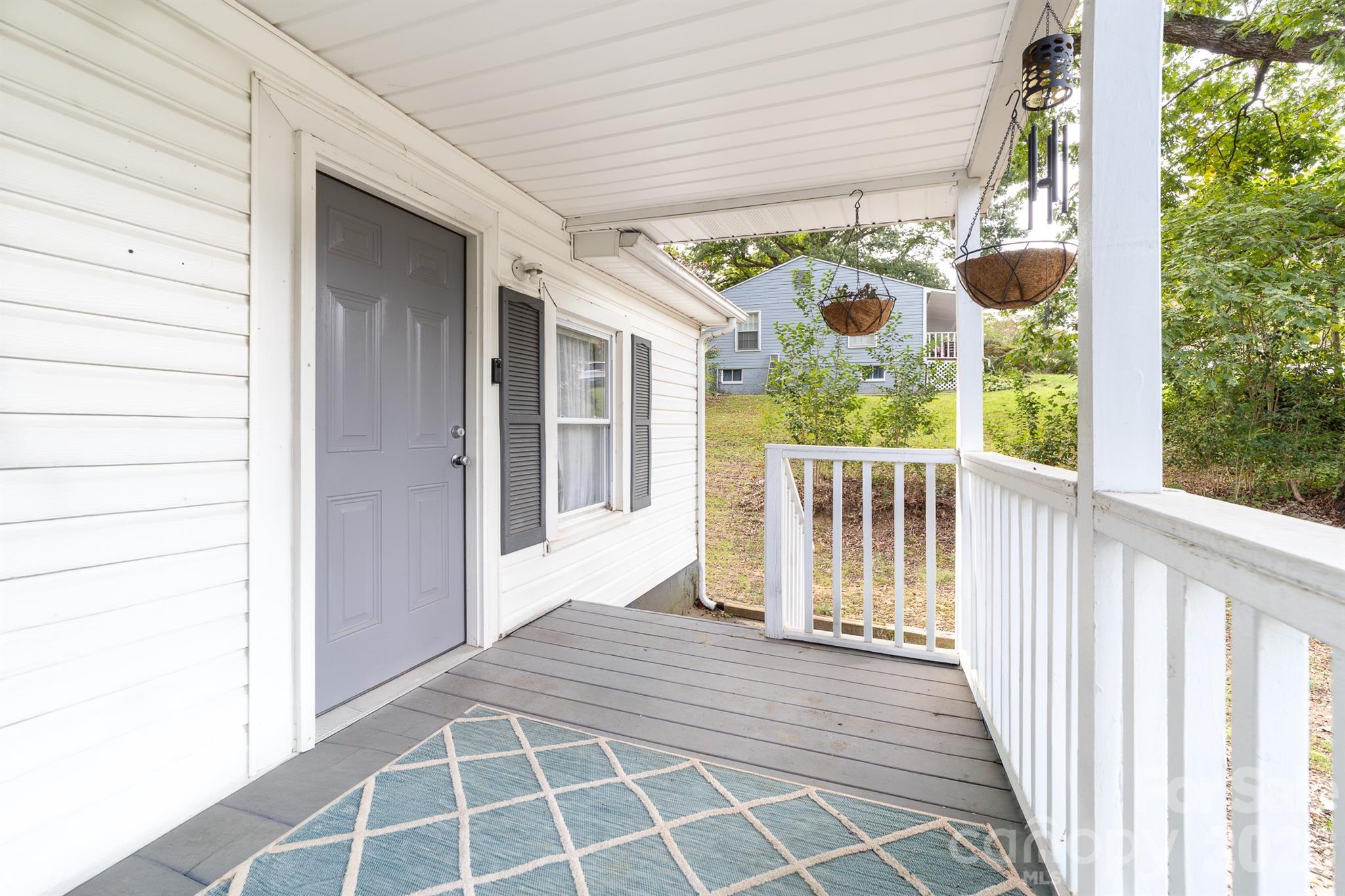 Single Family Residence at 603 E 8th Avenue, Gastonia, photo 3 of 14