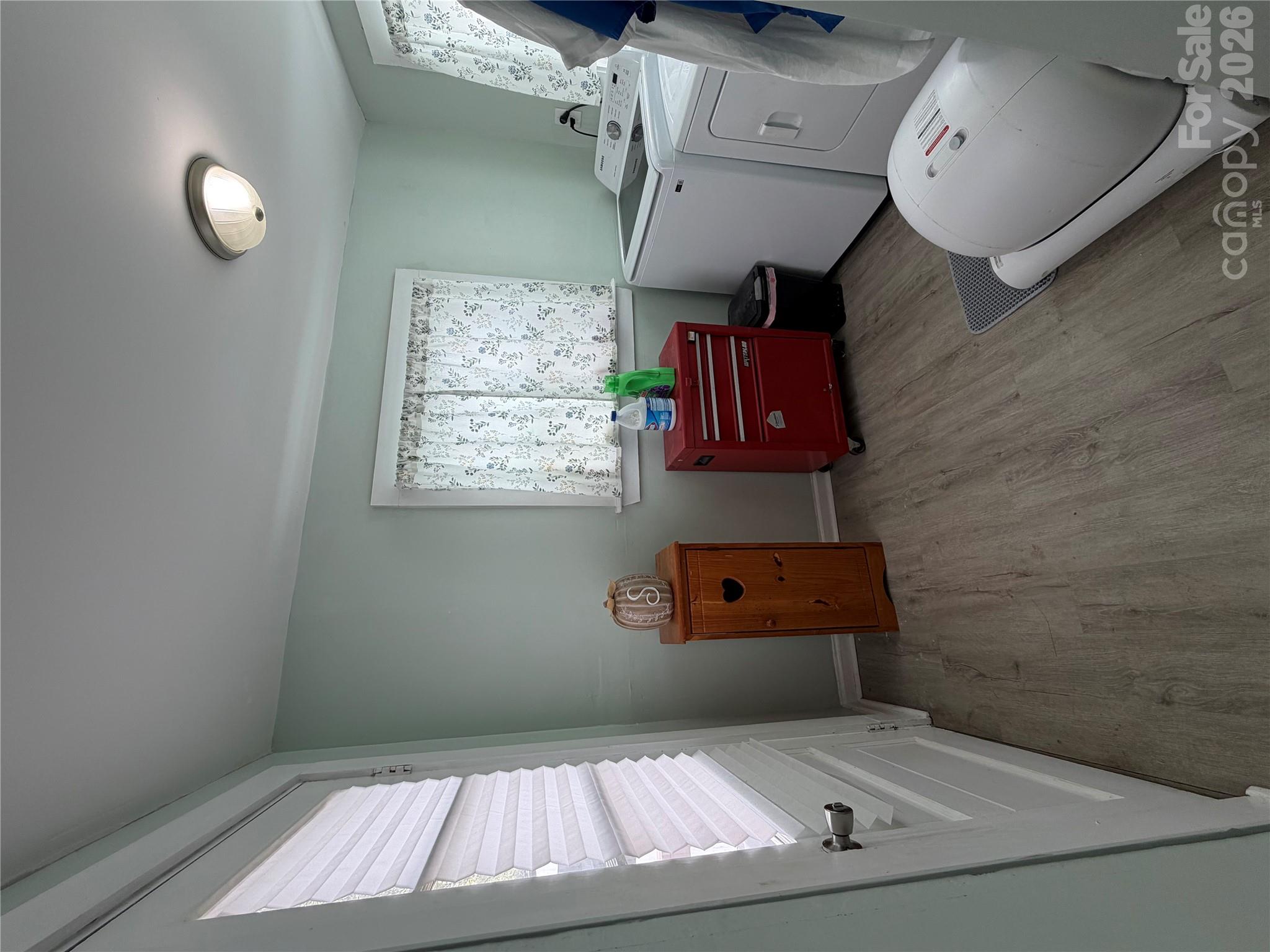 Laundry Room - 611 S Central Avenue, Landis