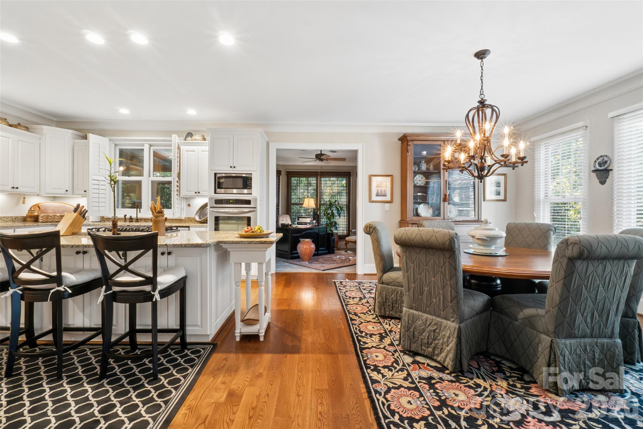 Single Family Residence at 179 Lakeview Pass, Rockingham, photo 16 of 46