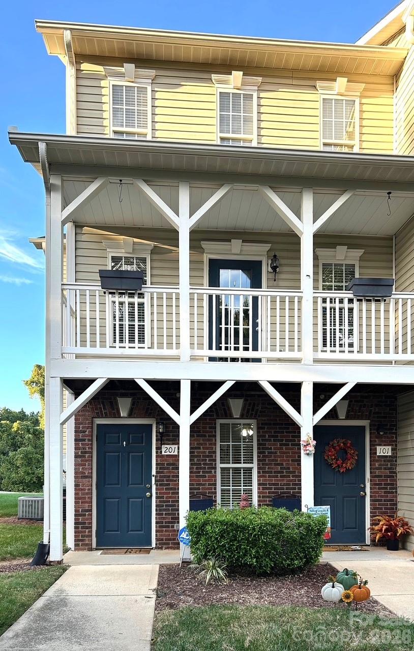 Condominium at 119 Steam Engine Drive, Mooresville, photo 34 of 35