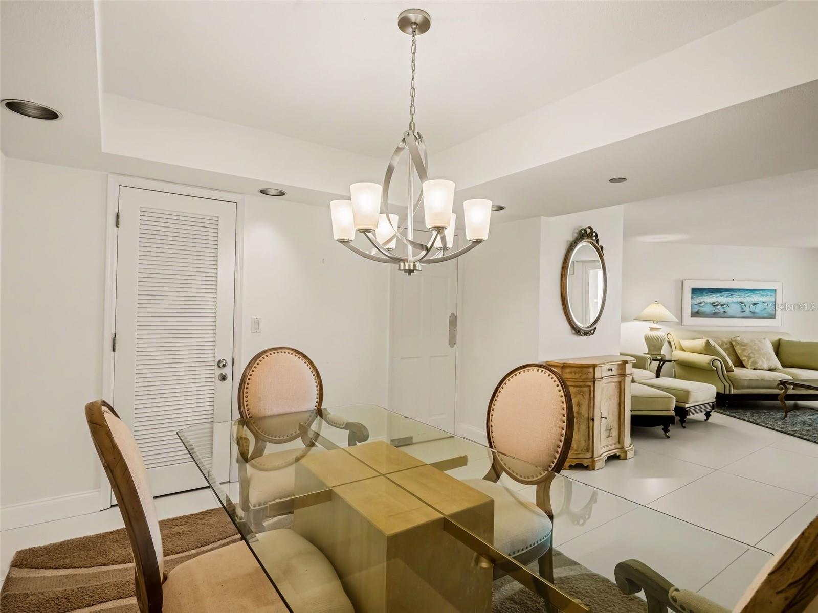 Dining opens to Living Room - 775 LONGBOAT CLUB RD #401, LONGBOAT KEY