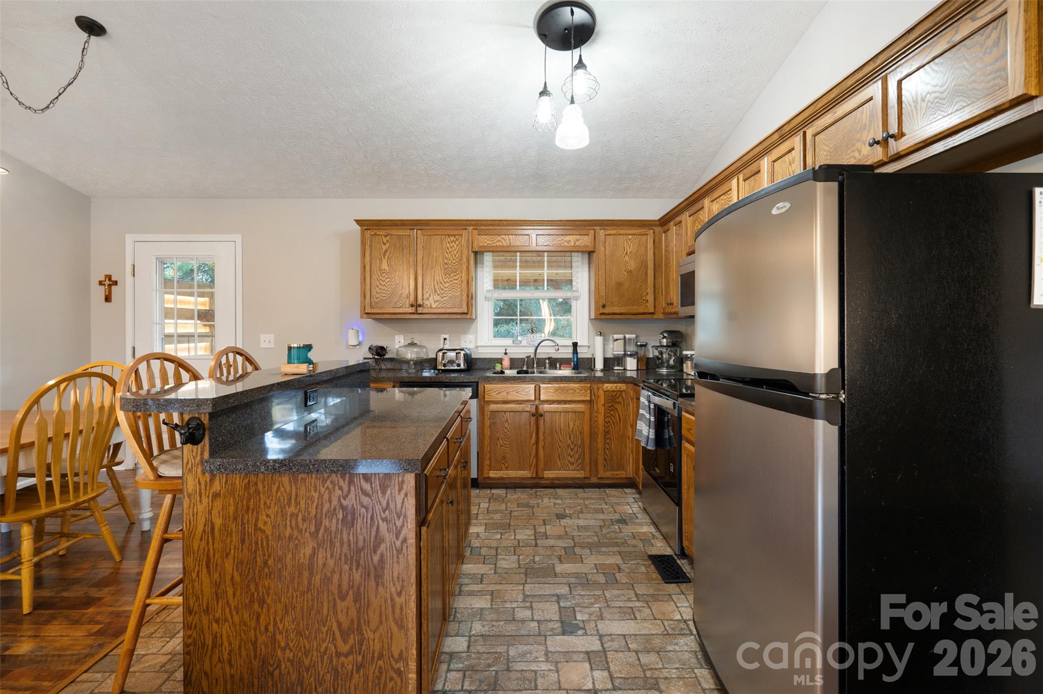 Kitchen - 1500 Ivy Lane, Valdese