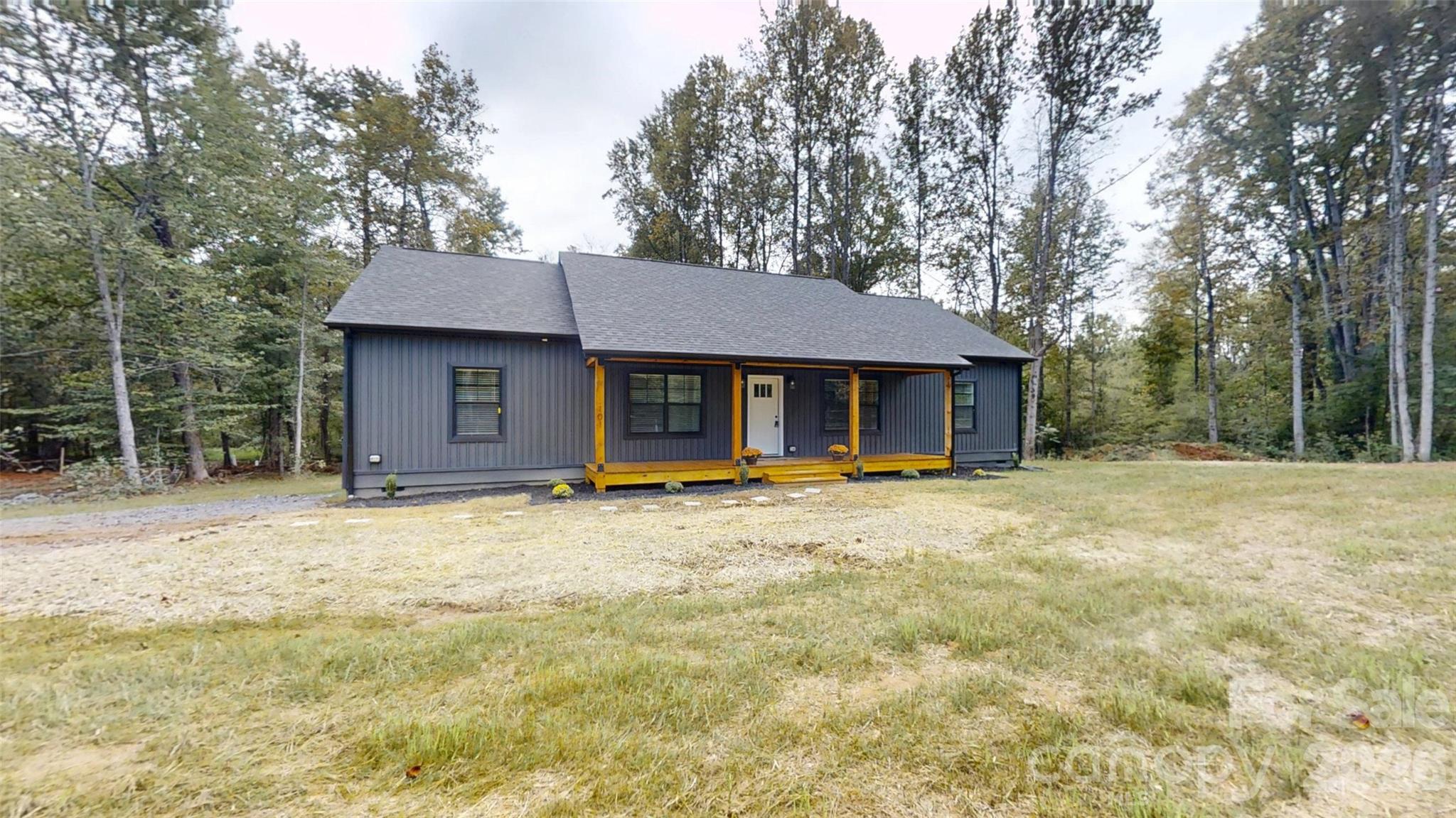 Front angle view - 101 Riverhills Lane, Morganton