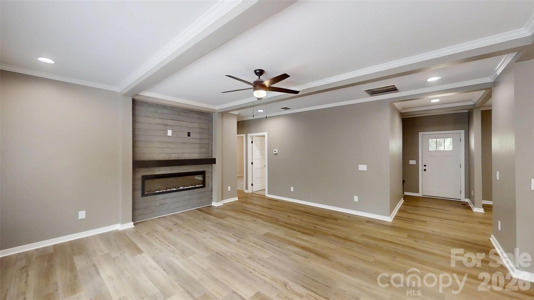 Living room - 101 Riverhills Lane, Morganton