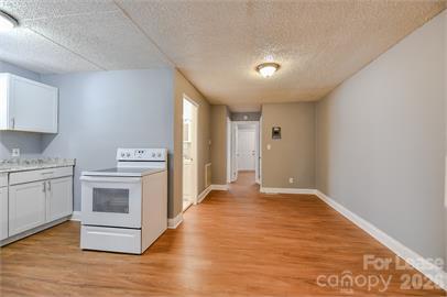 Single Family Residence at 104 Sylvania Avenue, Charlotte, photo 8 of 13