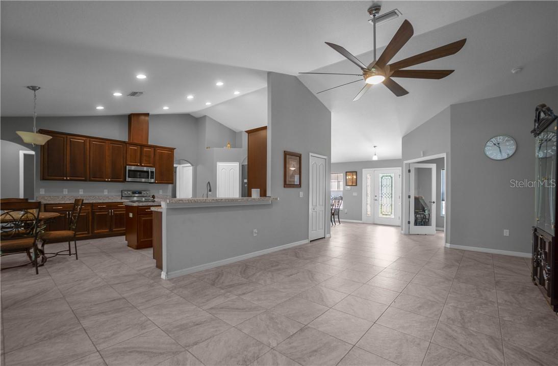 Single Family Residence at 3856 W Birds Nest DR, BEVERLYHILLS FL 34465, Beverly Hills, photo 8 of 83