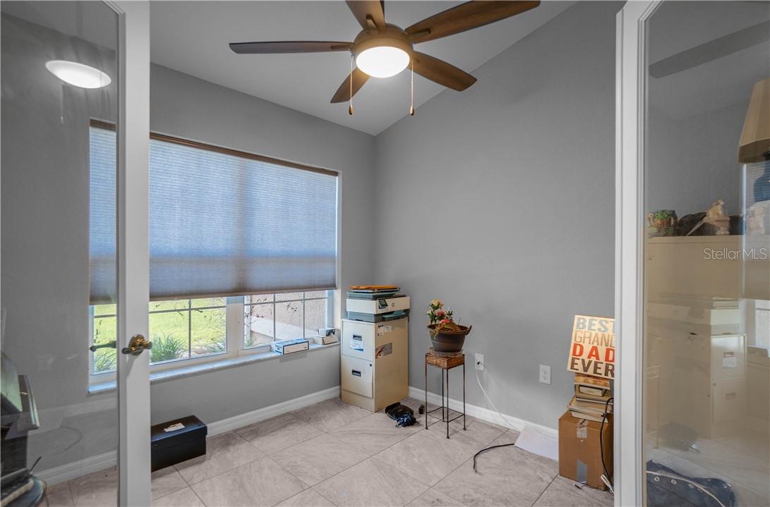 Single Family Residence at 3856 W Birds Nest DR, BEVERLYHILLS FL 34465, Beverly Hills, photo 10 of 83