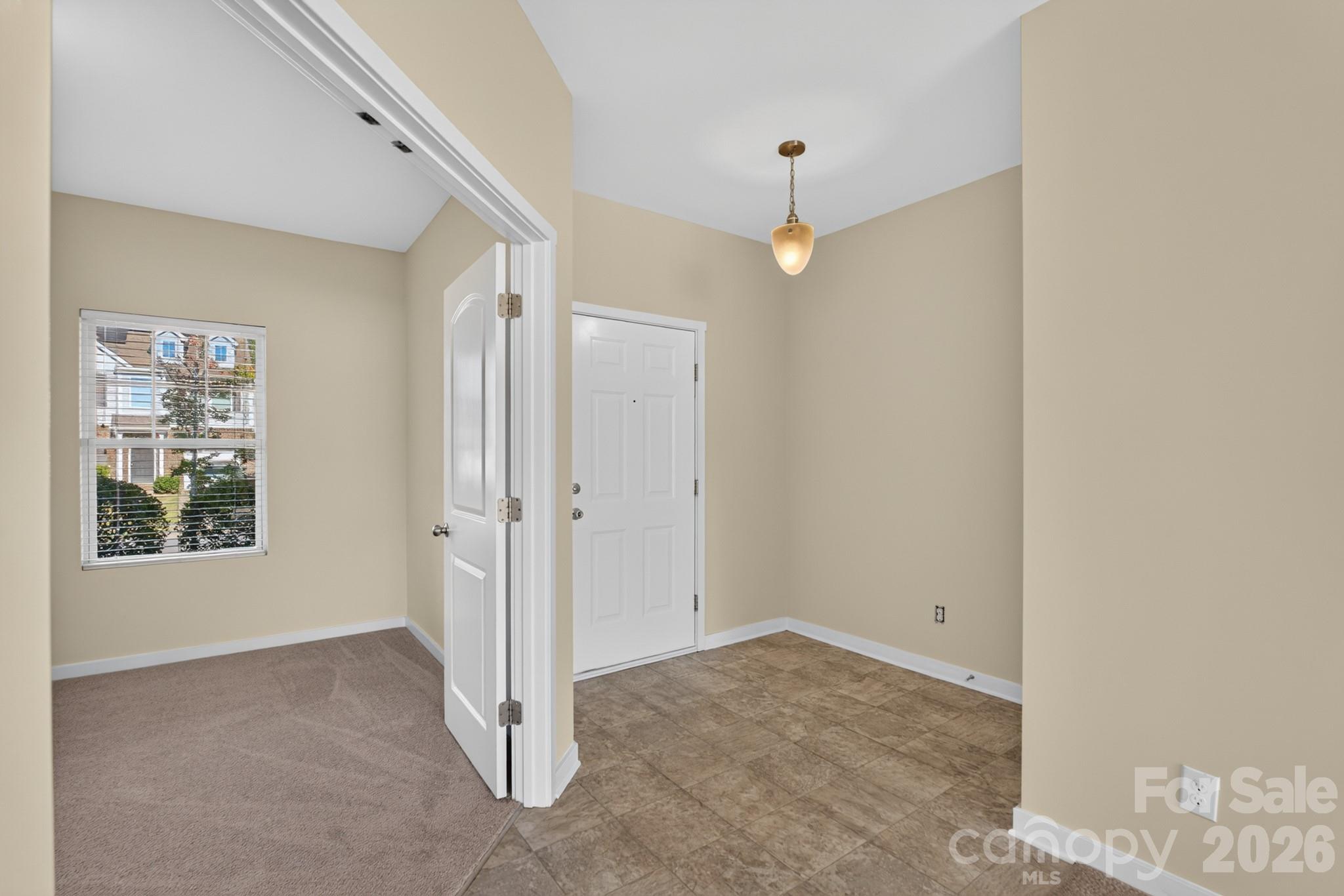 Single Family Residence at 1328 Shaw Avenue, Rock Hill, photo 5 of 47