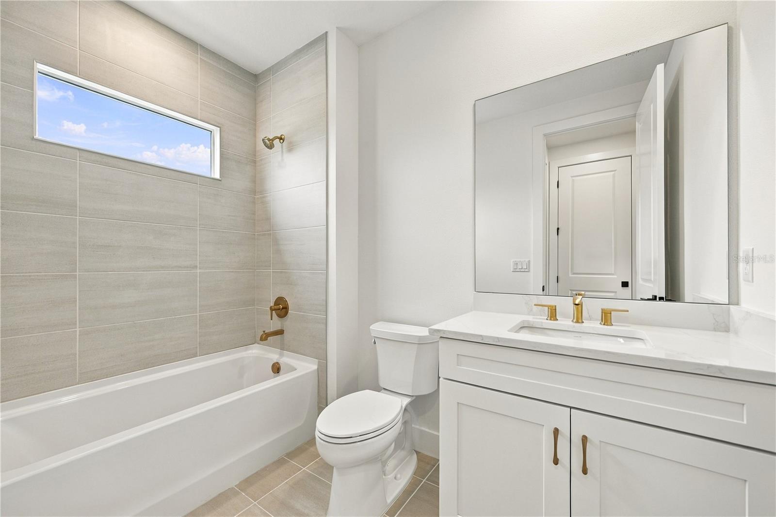 Single Family Residence at 17805 PALMISTE DR, BRADENTON, photo 21 of 55
