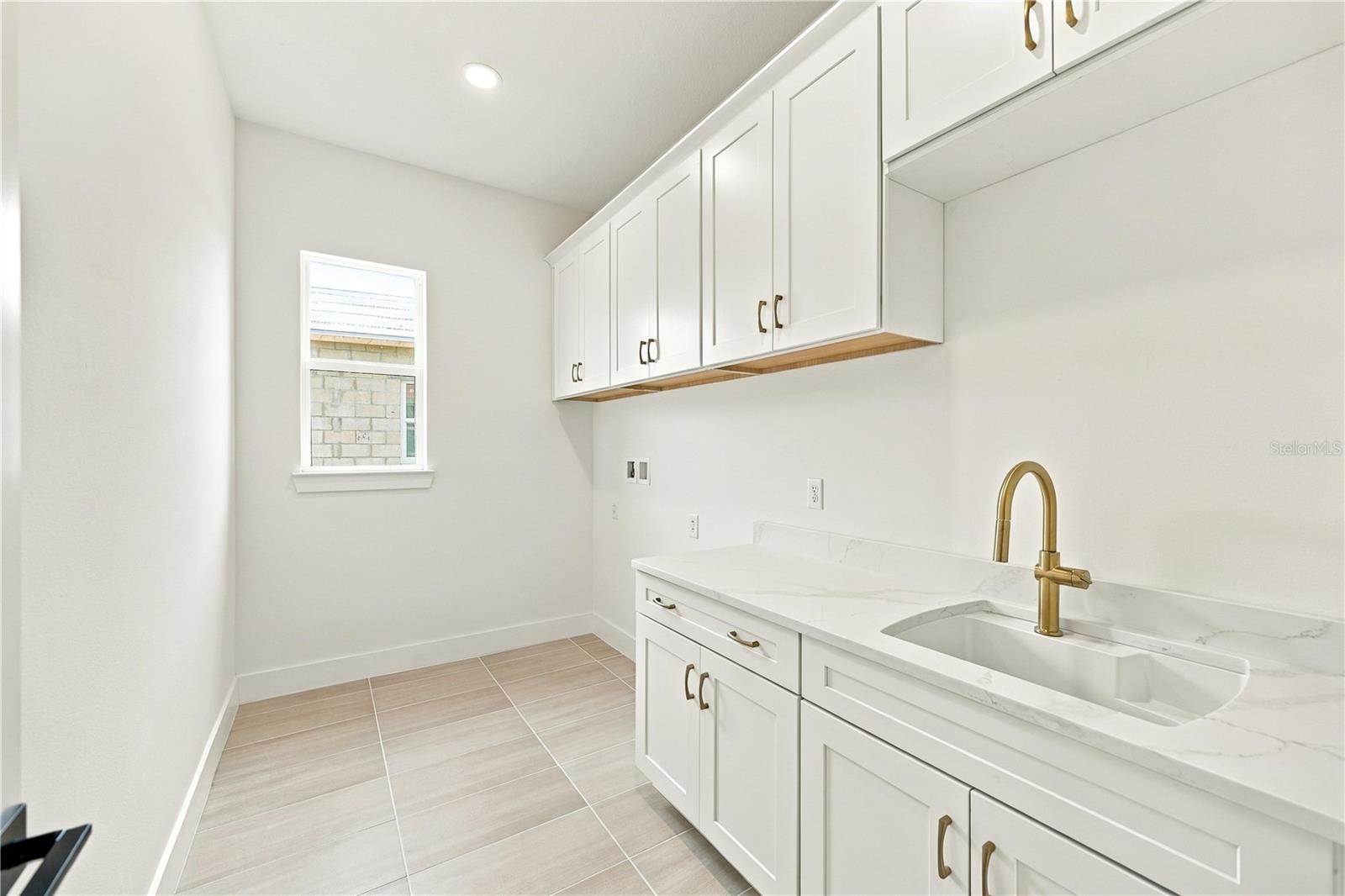 Single Family Residence at 17805 PALMISTE DR, BRADENTON, photo 17 of 55