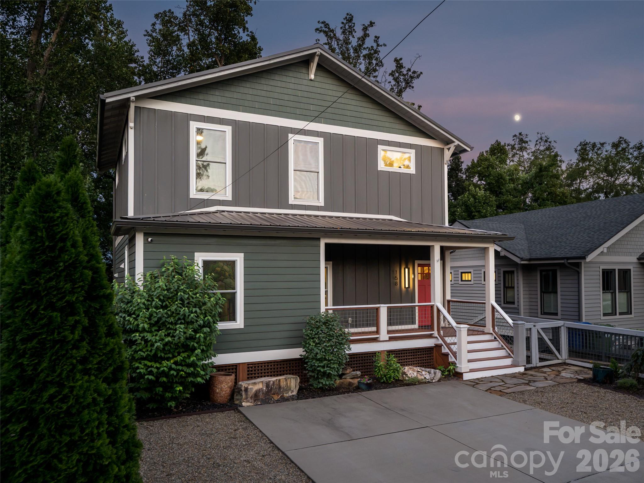 Single Family Residence at 158 Riverview Drive, Asheville, photo 2 of 46