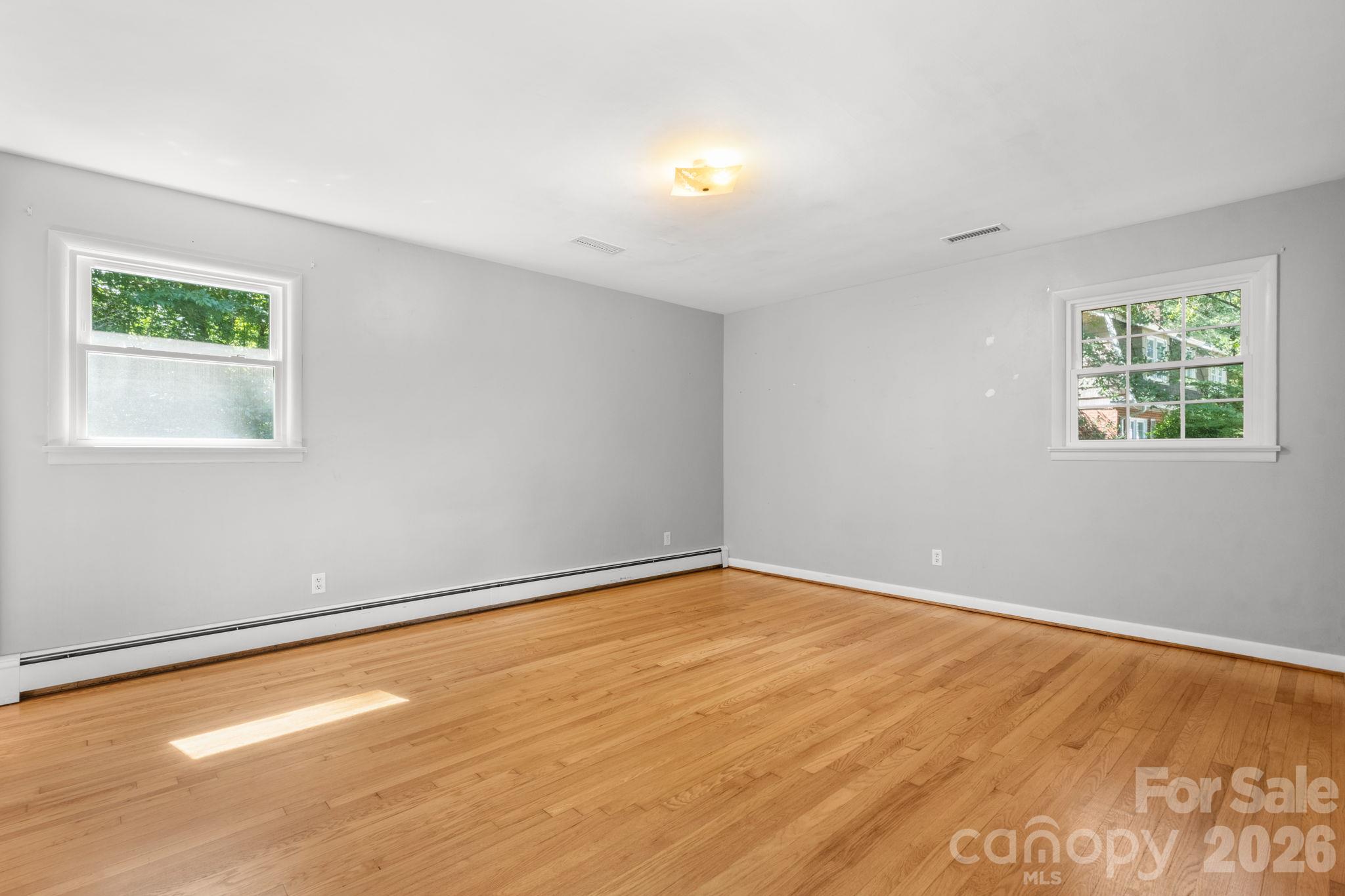 Primary Bedroom - 267 25th Avenue NW, Hickory