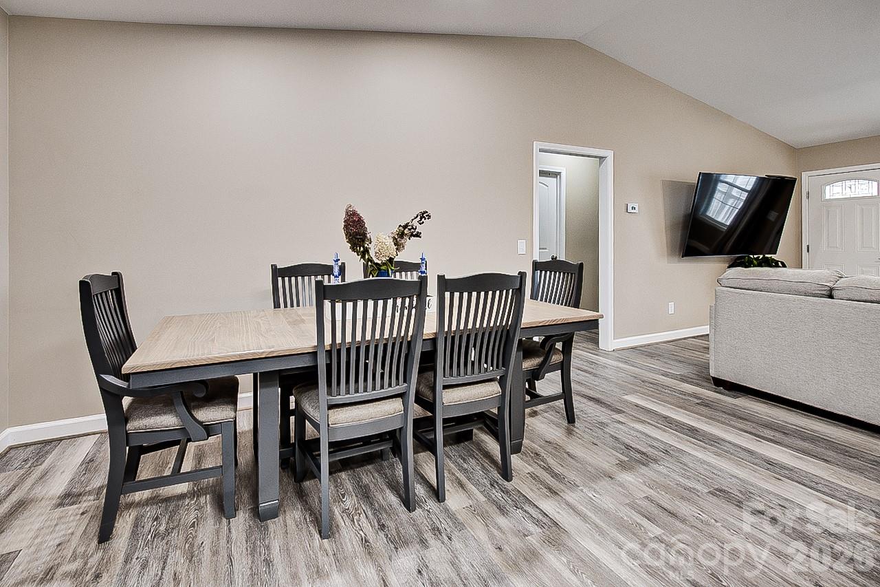Single Family Residence at 4434 New Hope Church Road, Asheboro, photo 5 of 25