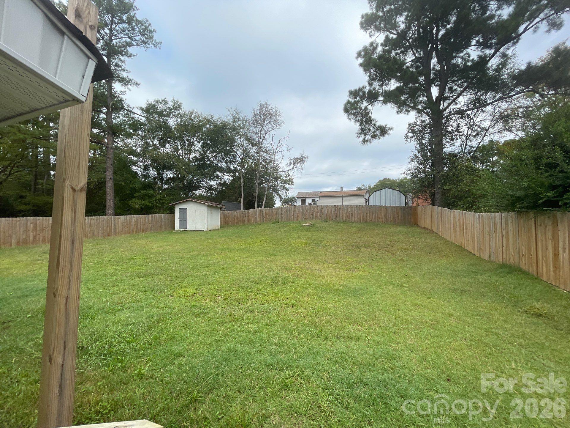Privacy-fenced back yard - 109 Walnut Avenue, Belmont
