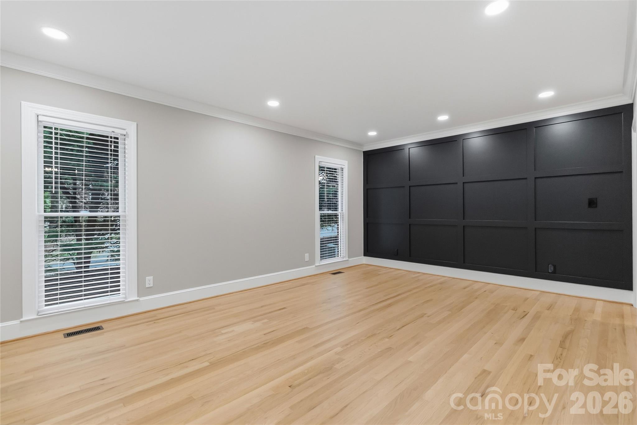 Single Family Residence at 9414 Tillot Drive, Matthews, photo 7 of 39