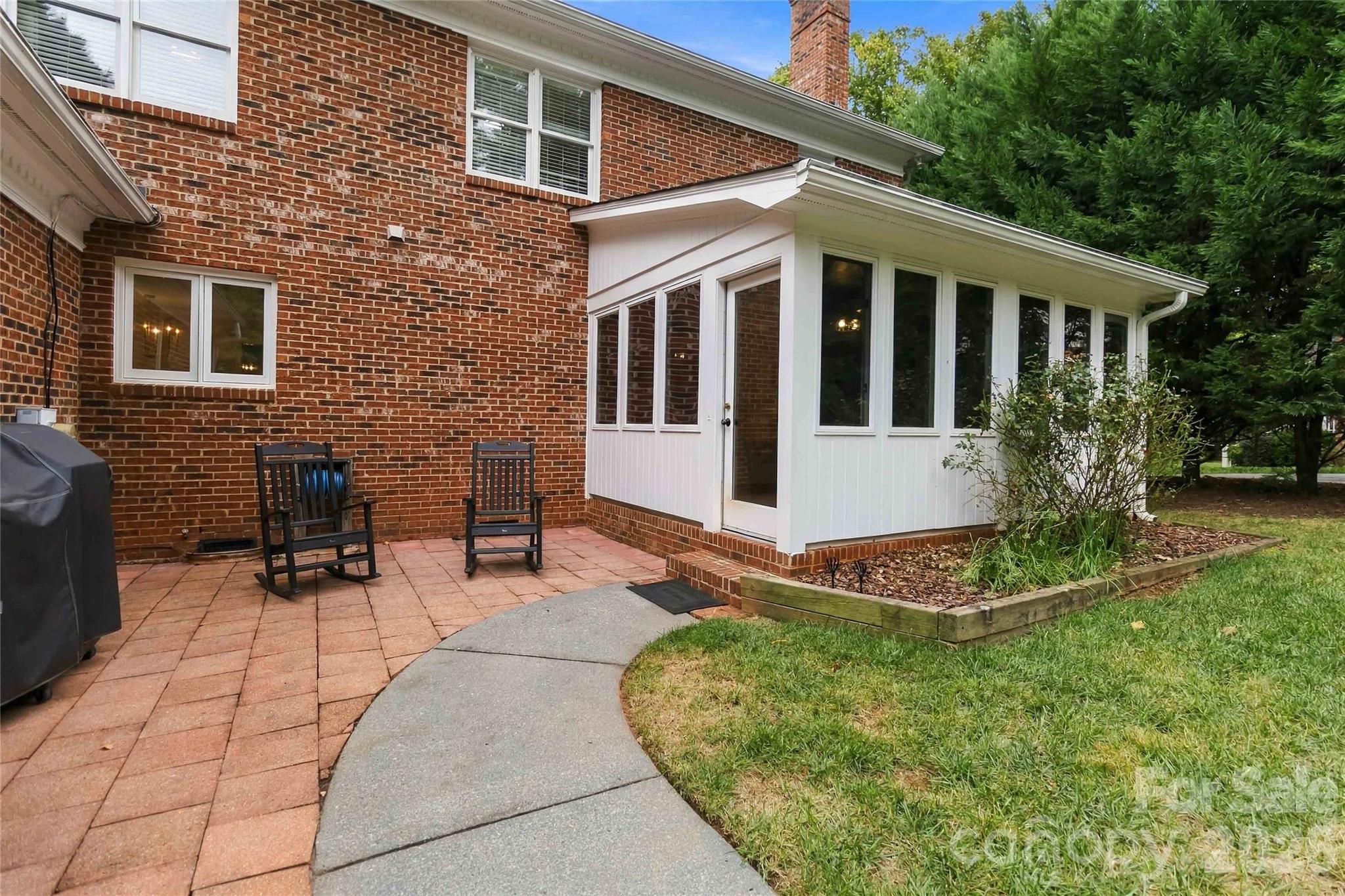 Single Family Residence at 9414 Tillot Drive, Matthews, photo 33 of 39