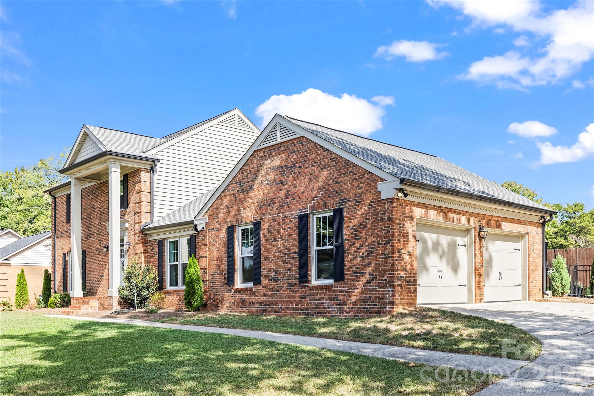 Single Family Residence at 241 Linville Drive, Matthews, photo 4 of 37