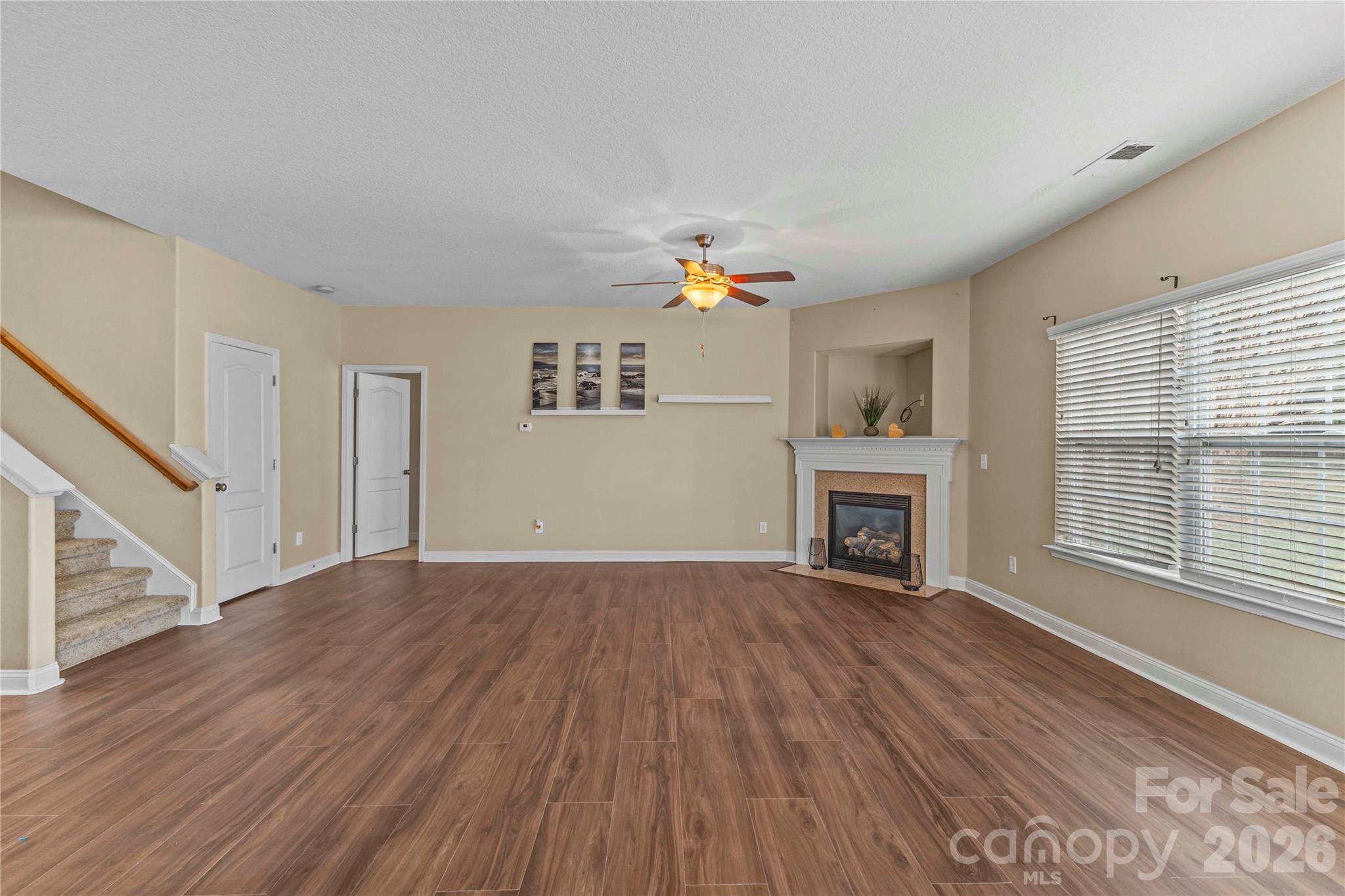 Single Family Residence at 2532 Glyncastle Way, Gastonia, photo 16 of 40