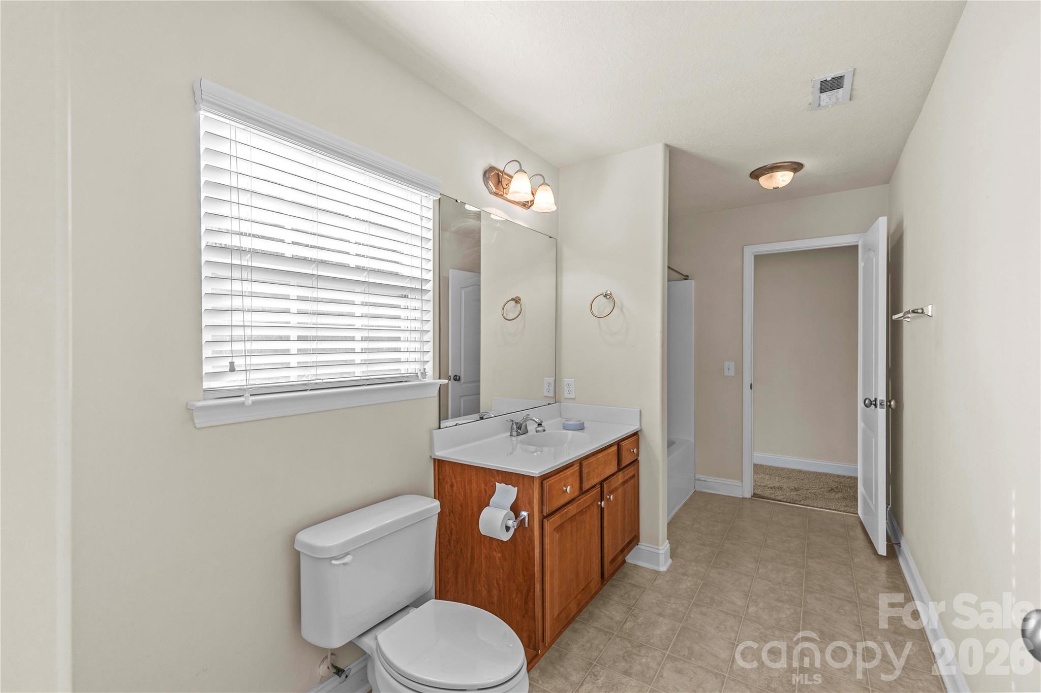 Single Family Residence at 2532 Glyncastle Way, Gastonia, photo 28 of 40