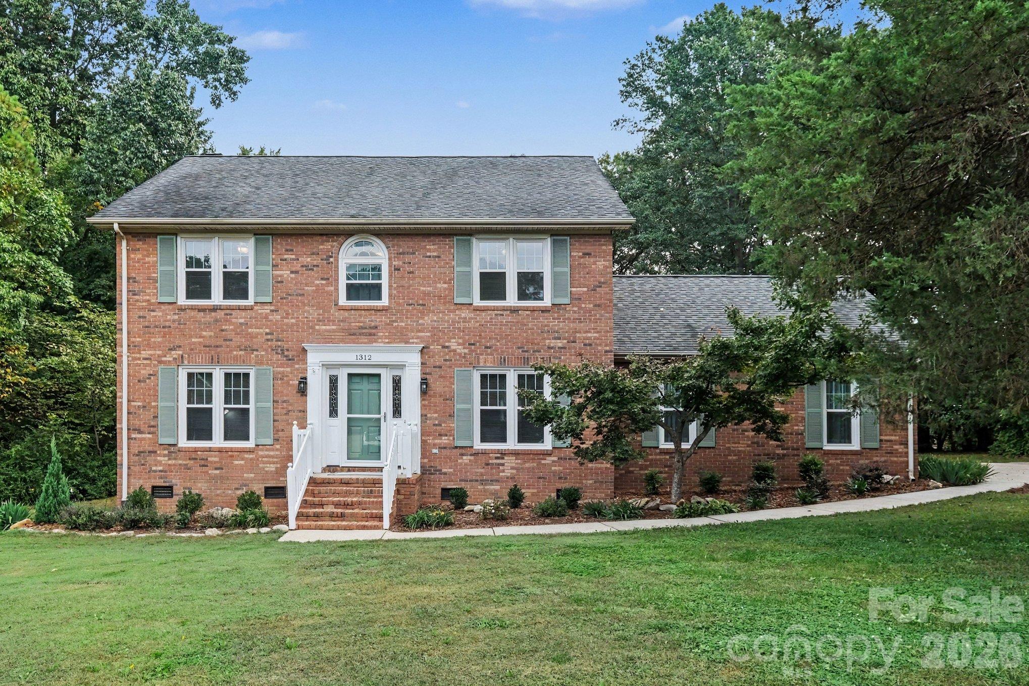 Single Family Residence at 1312 Bennington Drive NW, Concord, photo 2 of 38