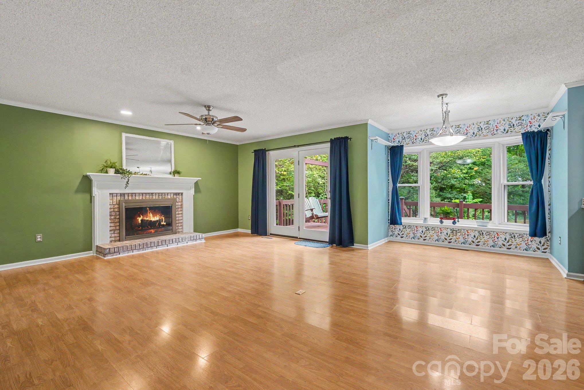 Single Family Residence at 1312 Bennington Drive NW, Concord, photo 7 of 38