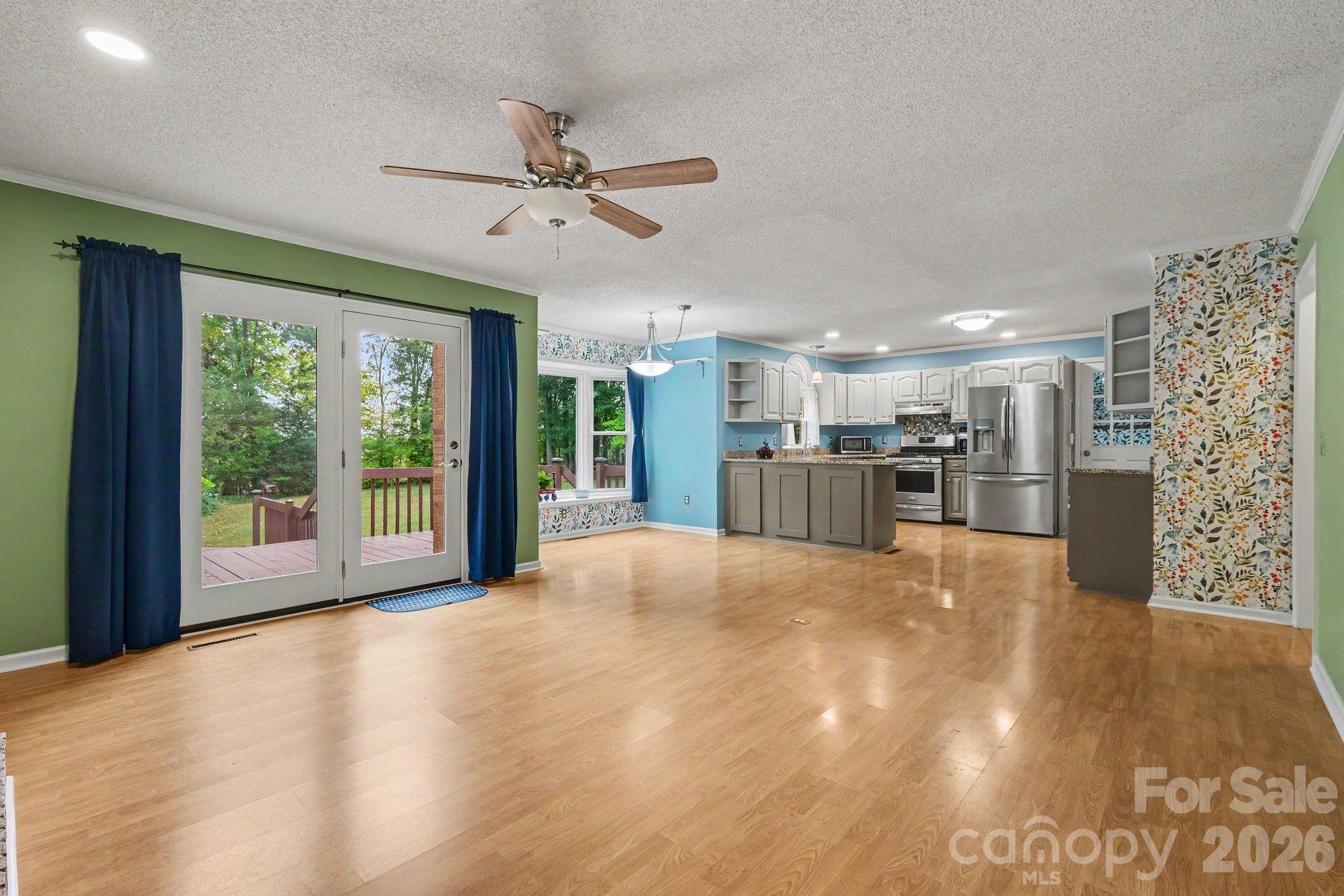 Single Family Residence at 1312 Bennington Drive NW, Concord, photo 11 of 38