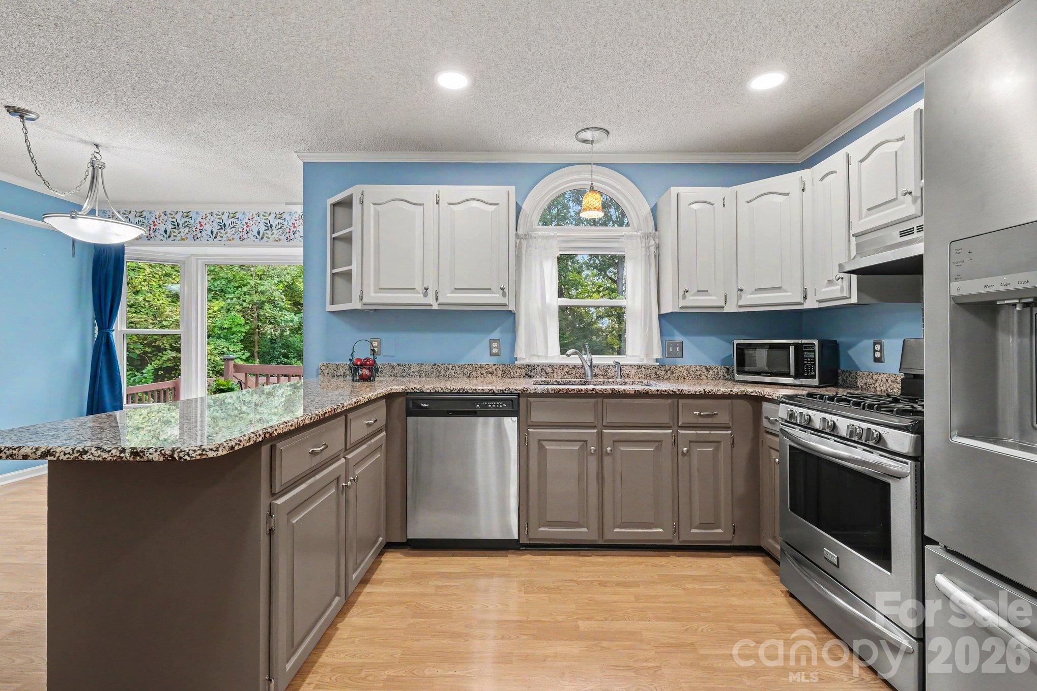Single Family Residence at 1312 Bennington Drive NW, Concord, photo 14 of 38