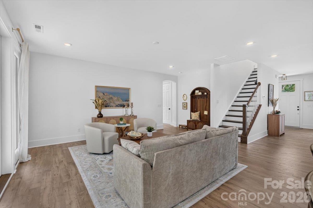 Single Family Residence at 4919 Potter Road, Matthews, photo 14 of 46