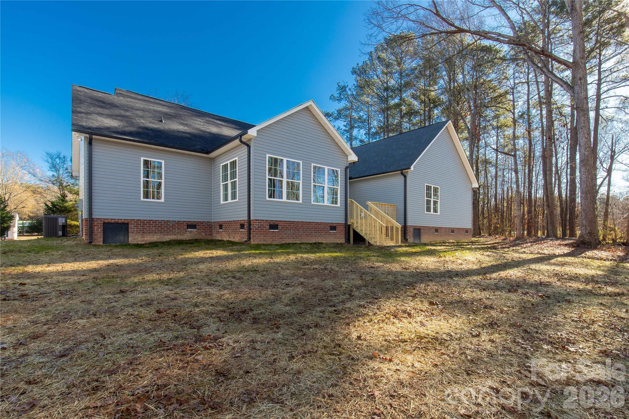 Single Family Residence at 1489 Paraham Road S, York, photo 32 of 45