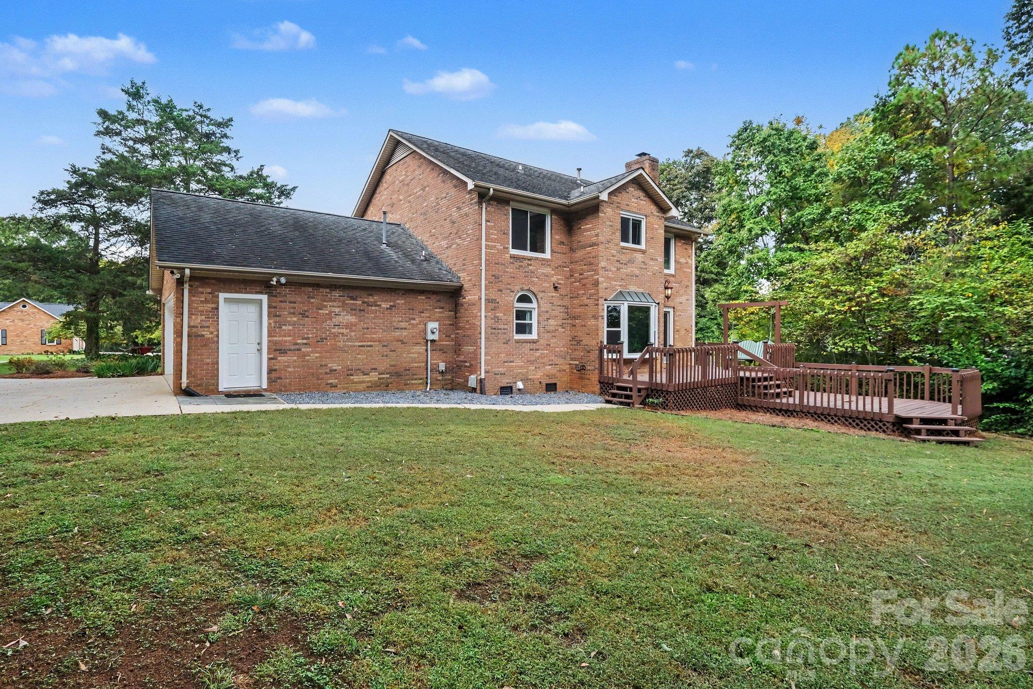 Single Family Residence at 1312 Bennington Drive NW, Concord, photo 33 of 38