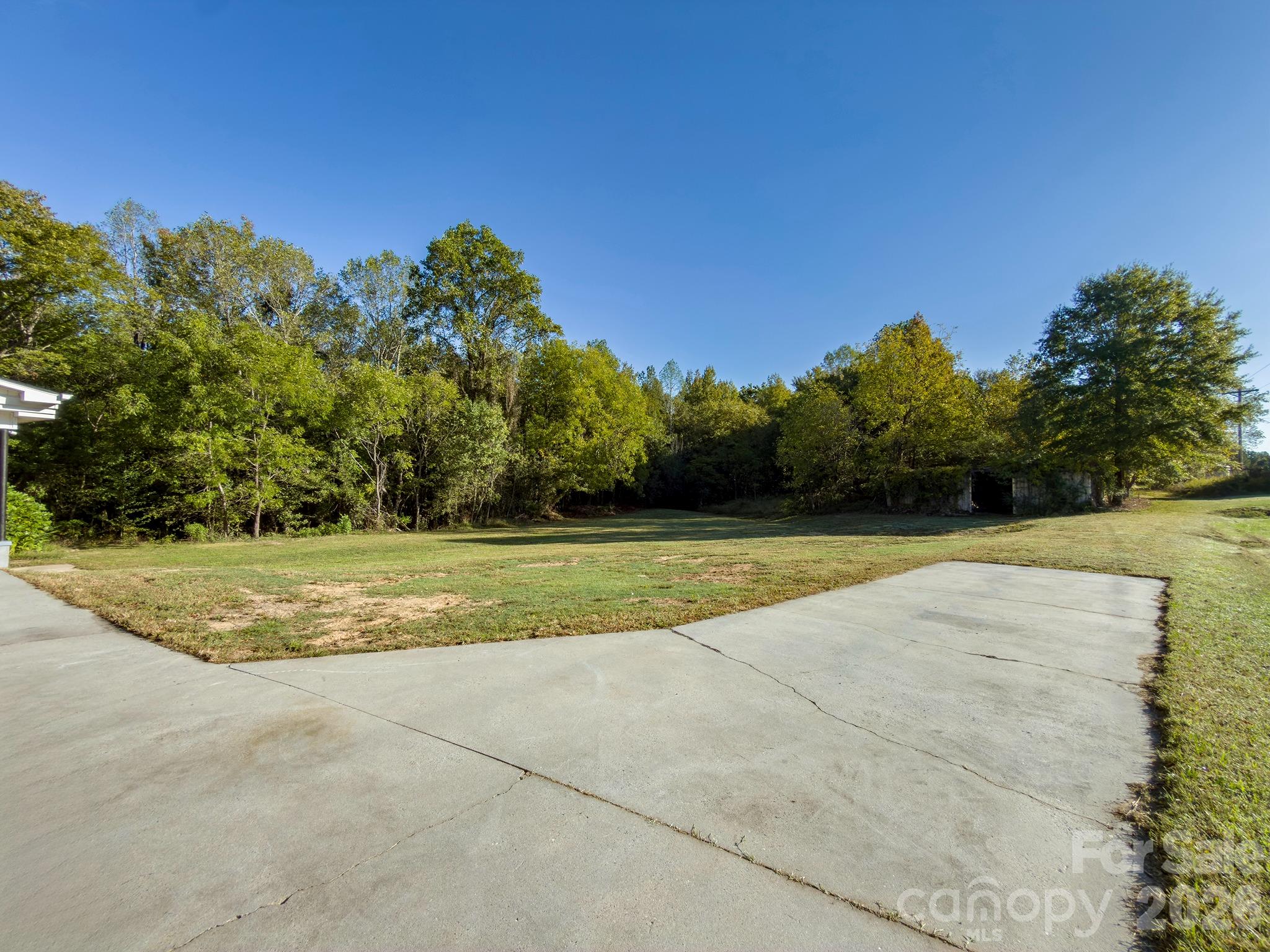 Single Family Residence at 1002 Ramseur Road, Bessemer City, photo 31 of 41