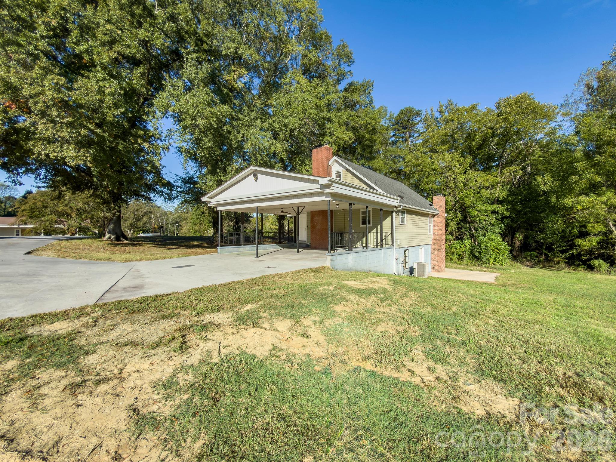 Single Family Residence at 1002 Ramseur Road, Bessemer City, photo 32 of 41