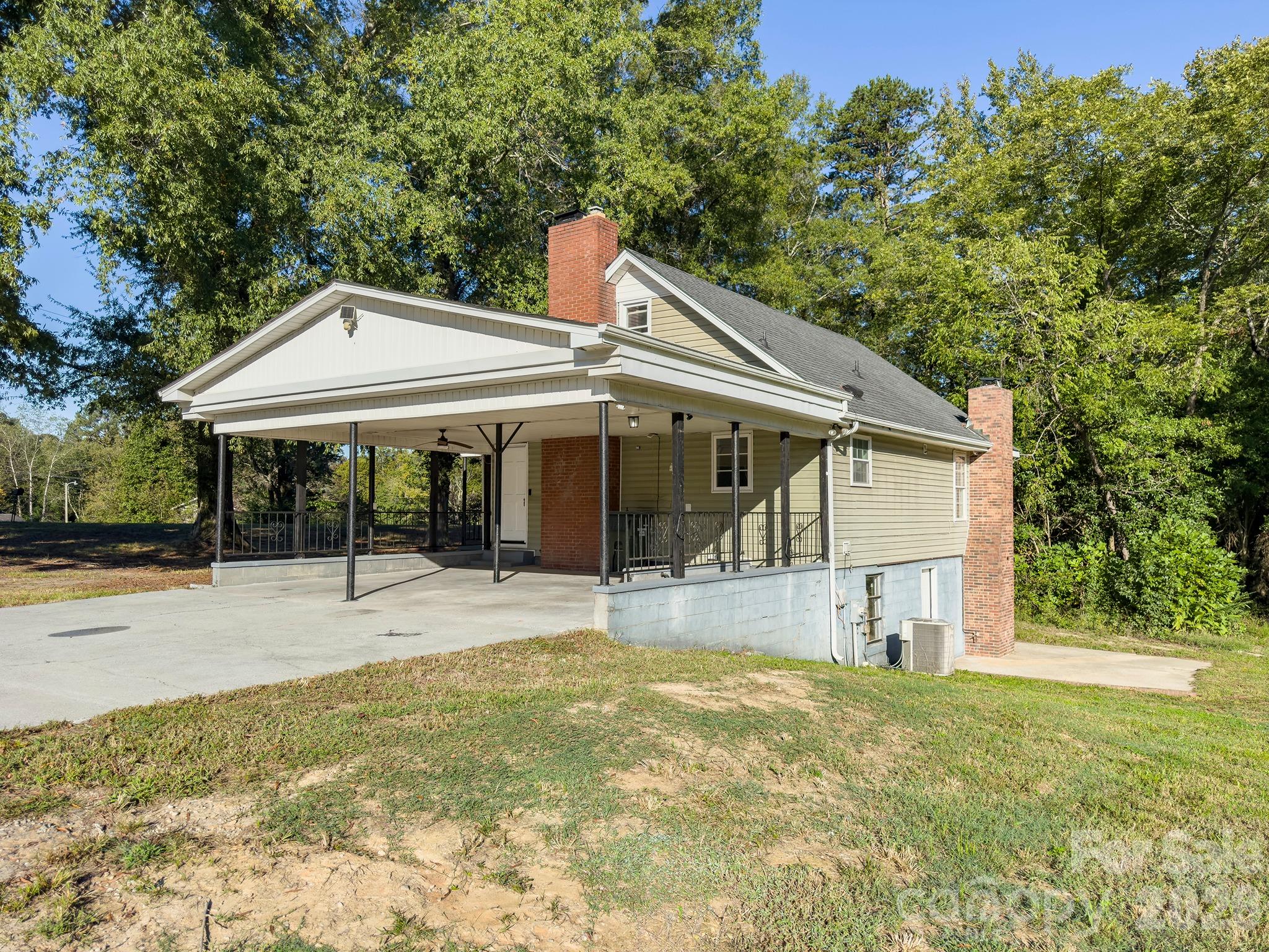 Single Family Residence at 1002 Ramseur Road, Bessemer City, photo 33 of 41