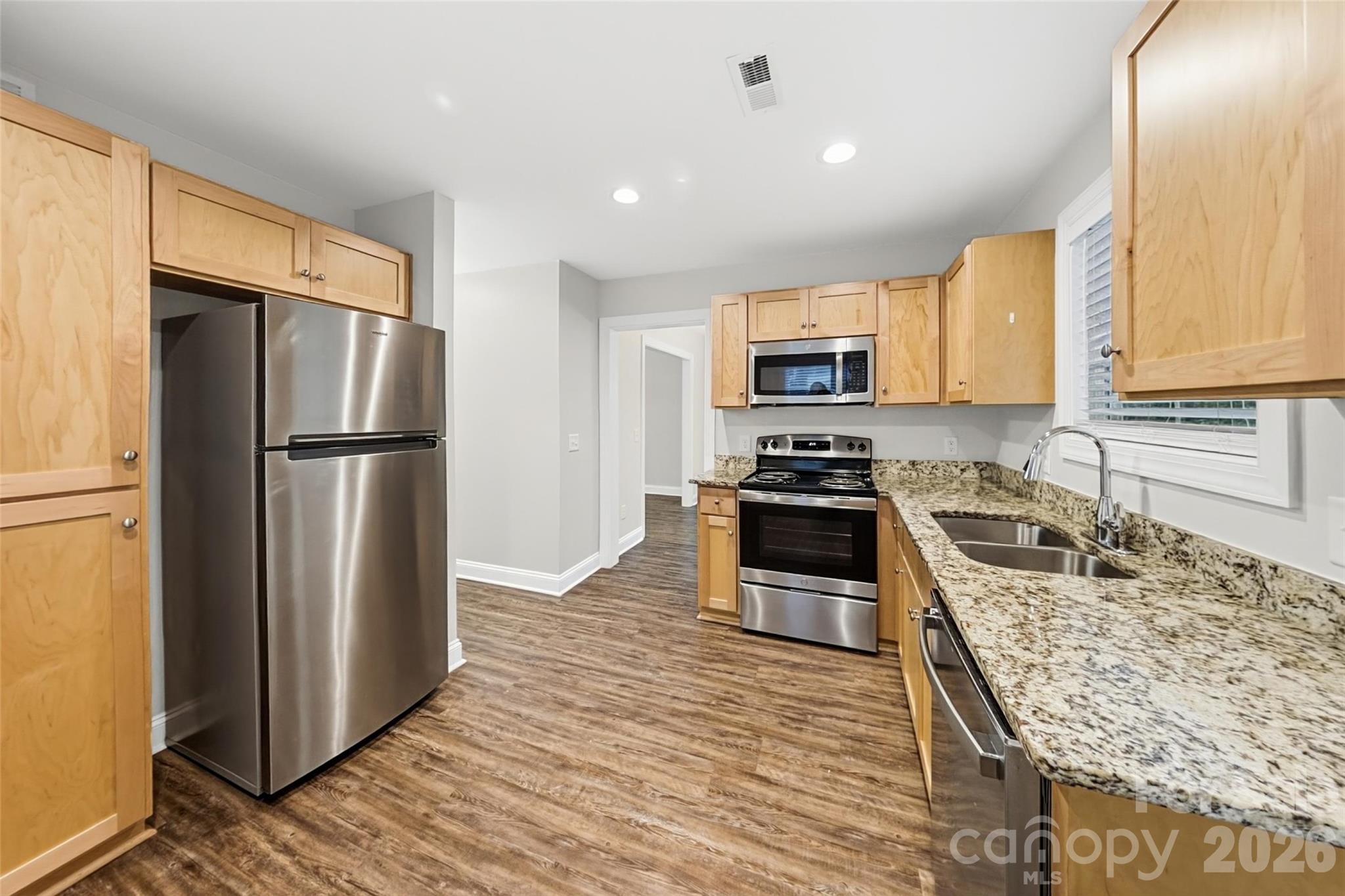 Single Family Residence at 1037 Gaither Place, Concord, photo 6 of 18