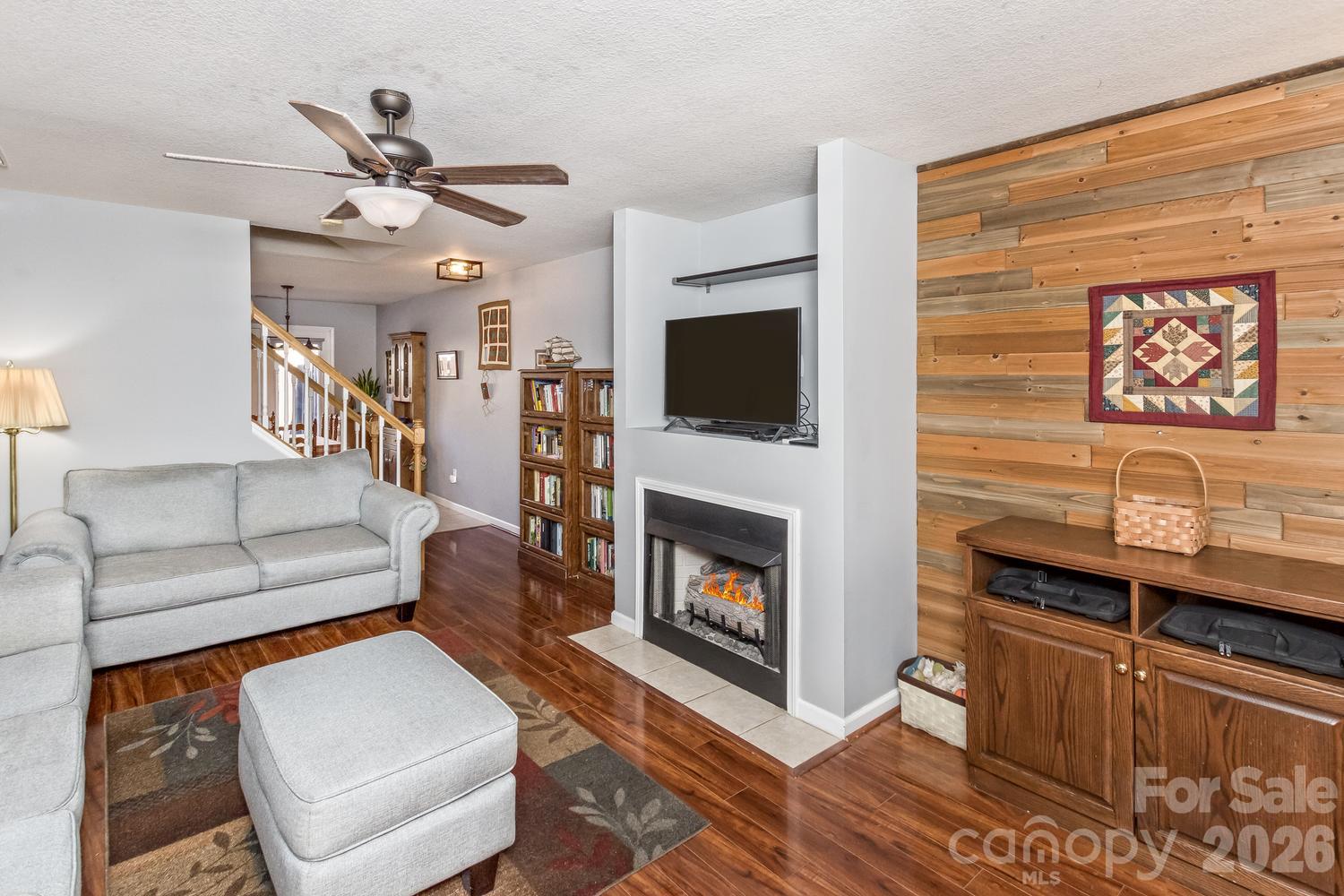Townhouse at 5 Lilac Fields Way, Arden, photo 5 of 33