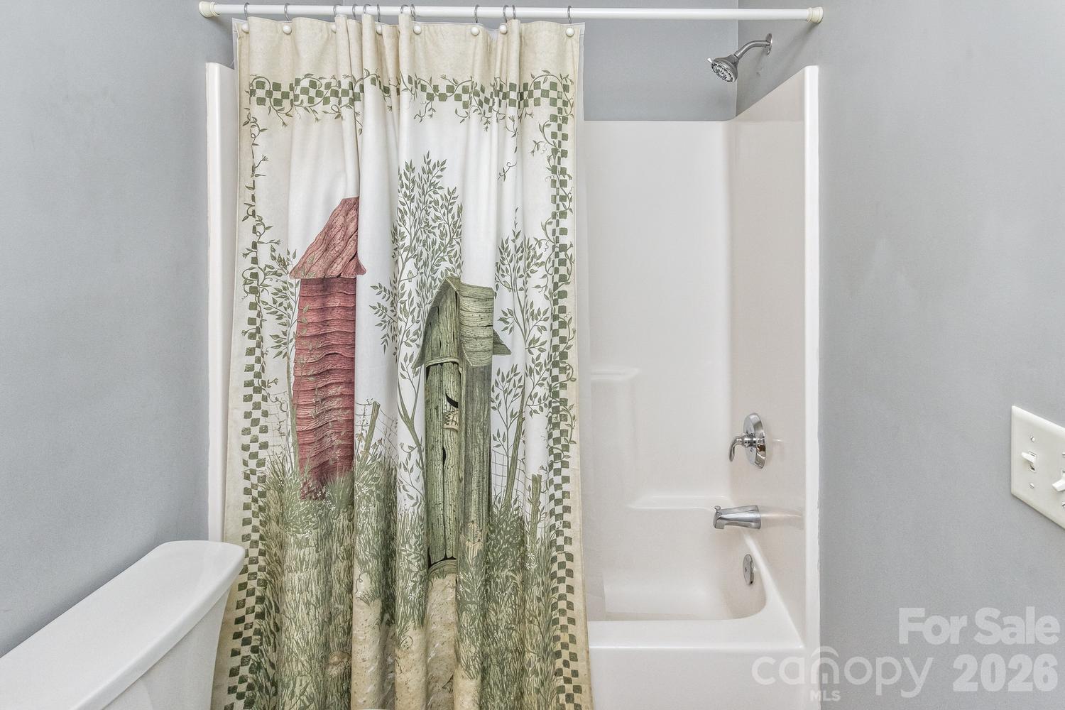 Upstairs hall full bath - 5 Lilac Fields Way, Arden