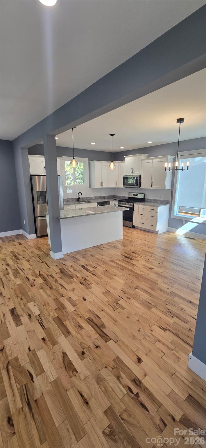 Single Family Residence at 21 Wilmington Street, Asheville, photo 14 of 21