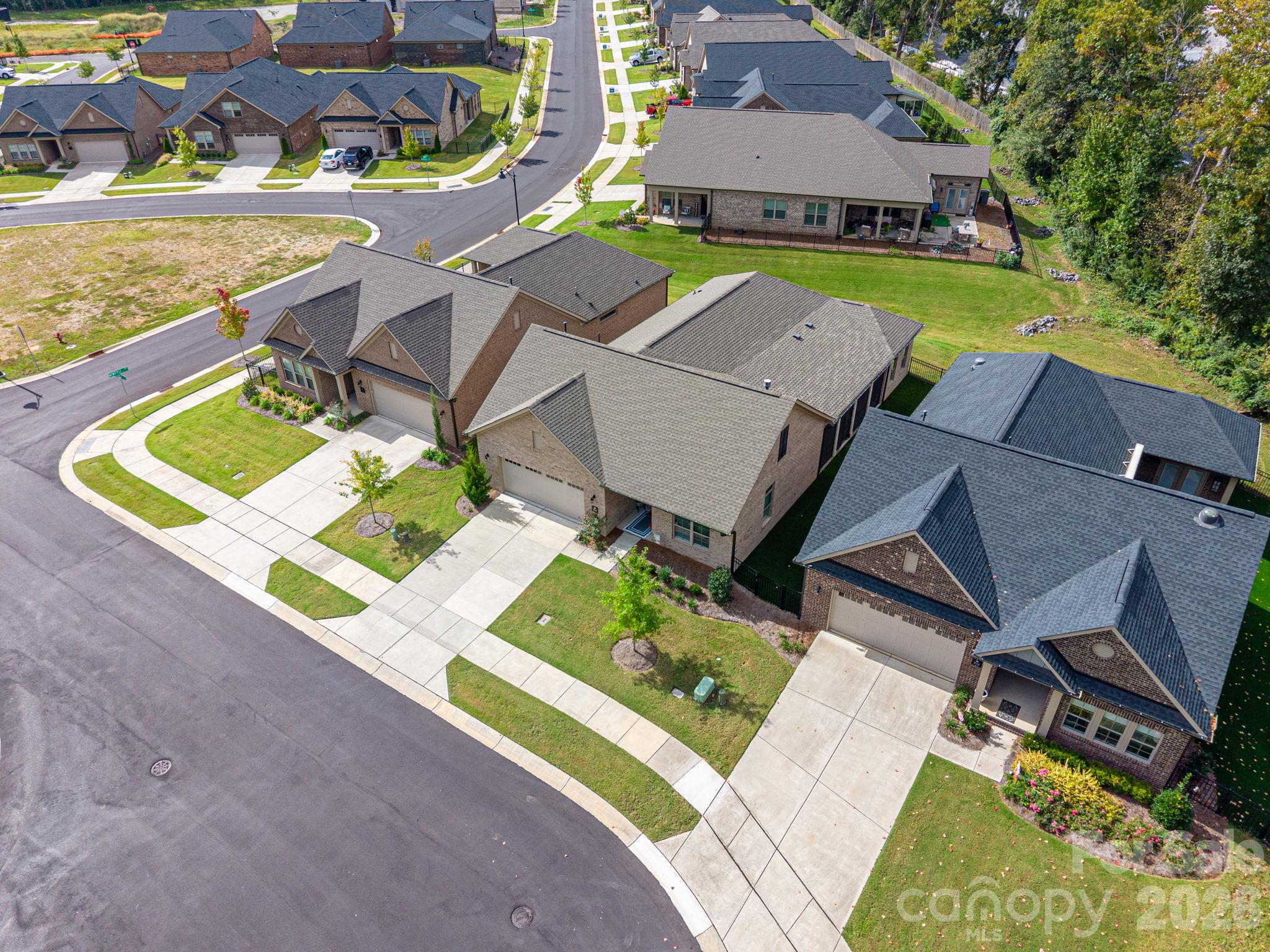 Single Family Residence at 314 Lifestyle Court, Gastonia, photo 35 of 39