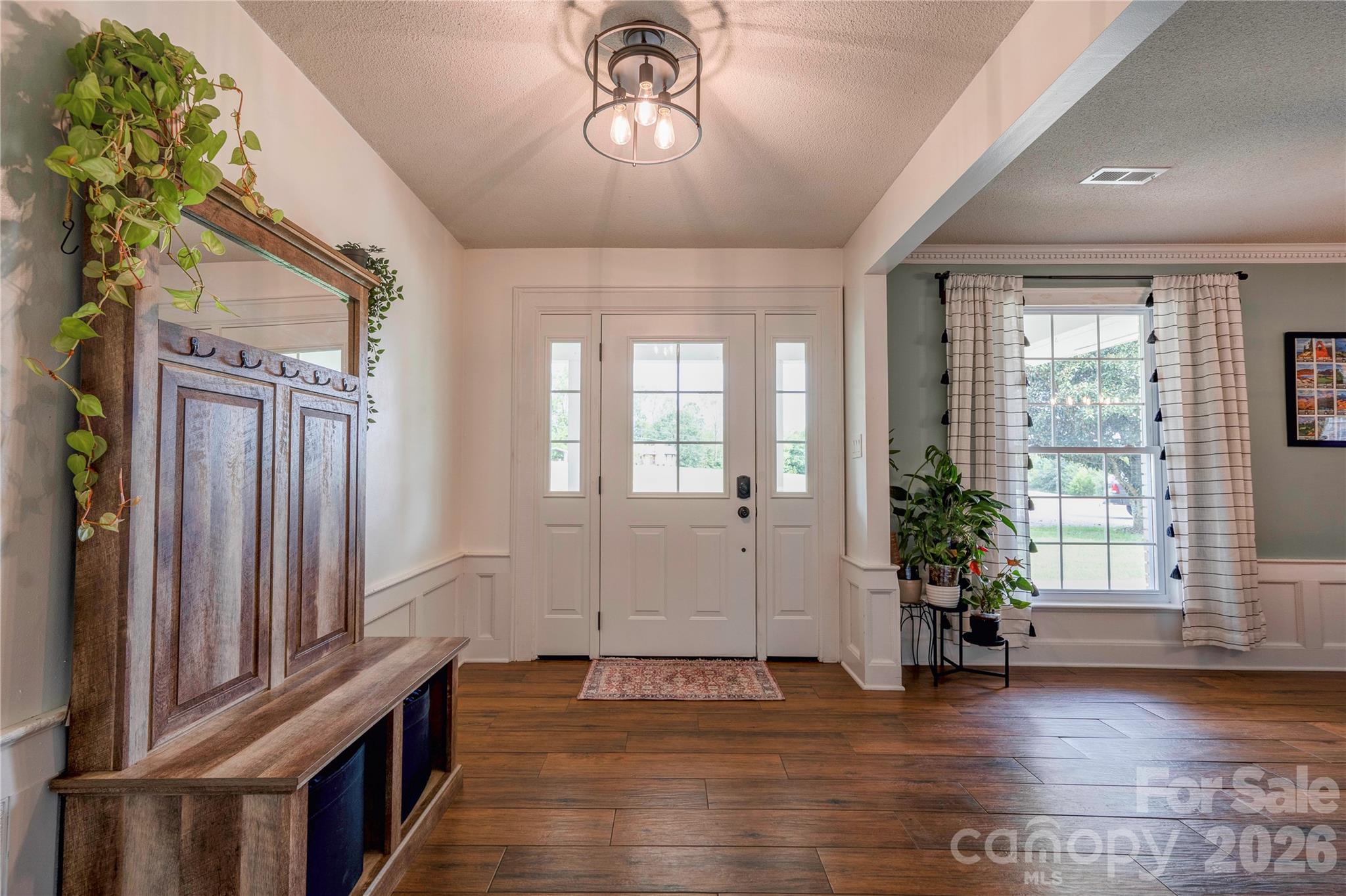 Foyer - 129 Church View Drive, Lawndale