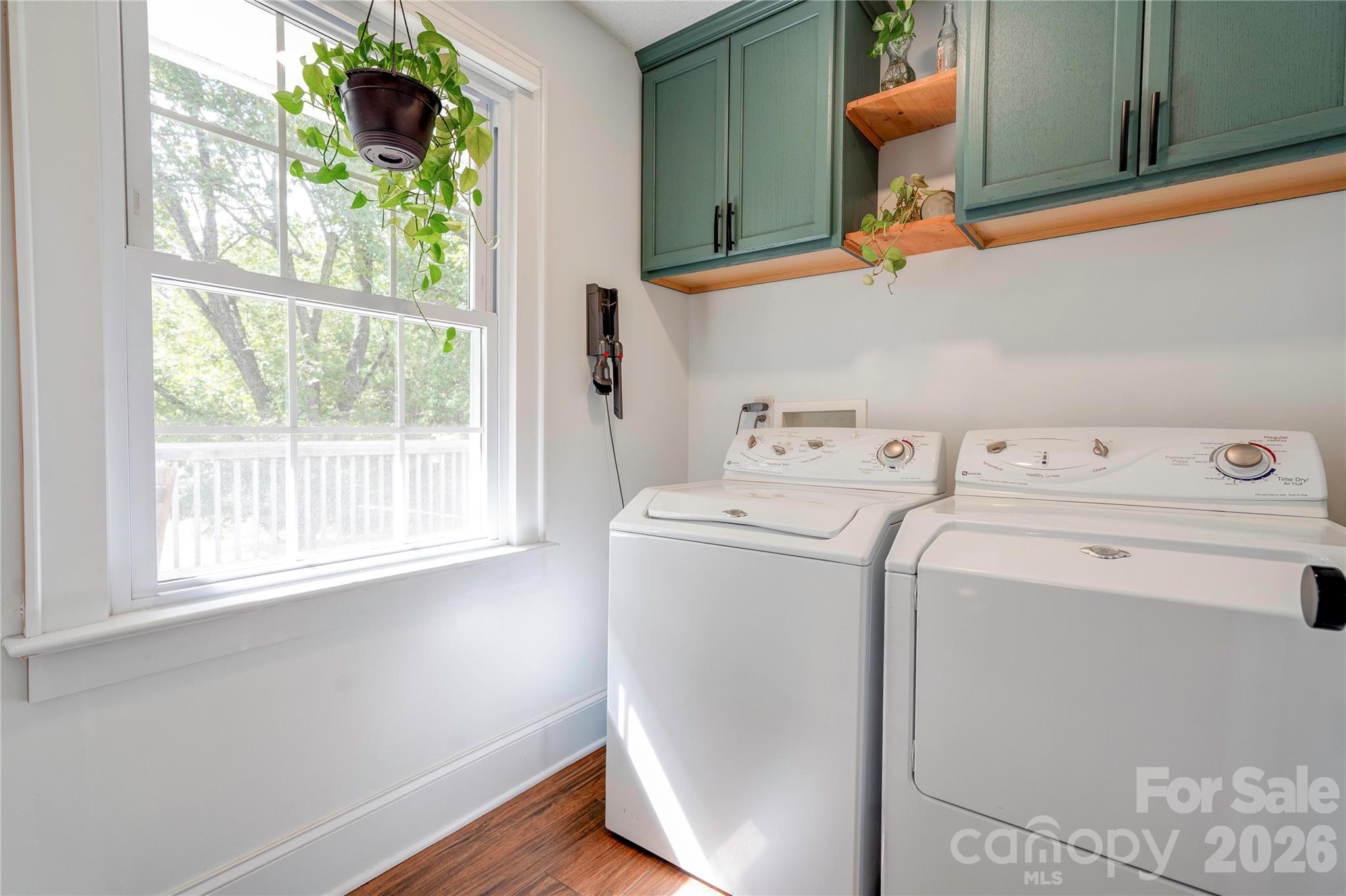 Laundry - 129 Church View Drive, Lawndale