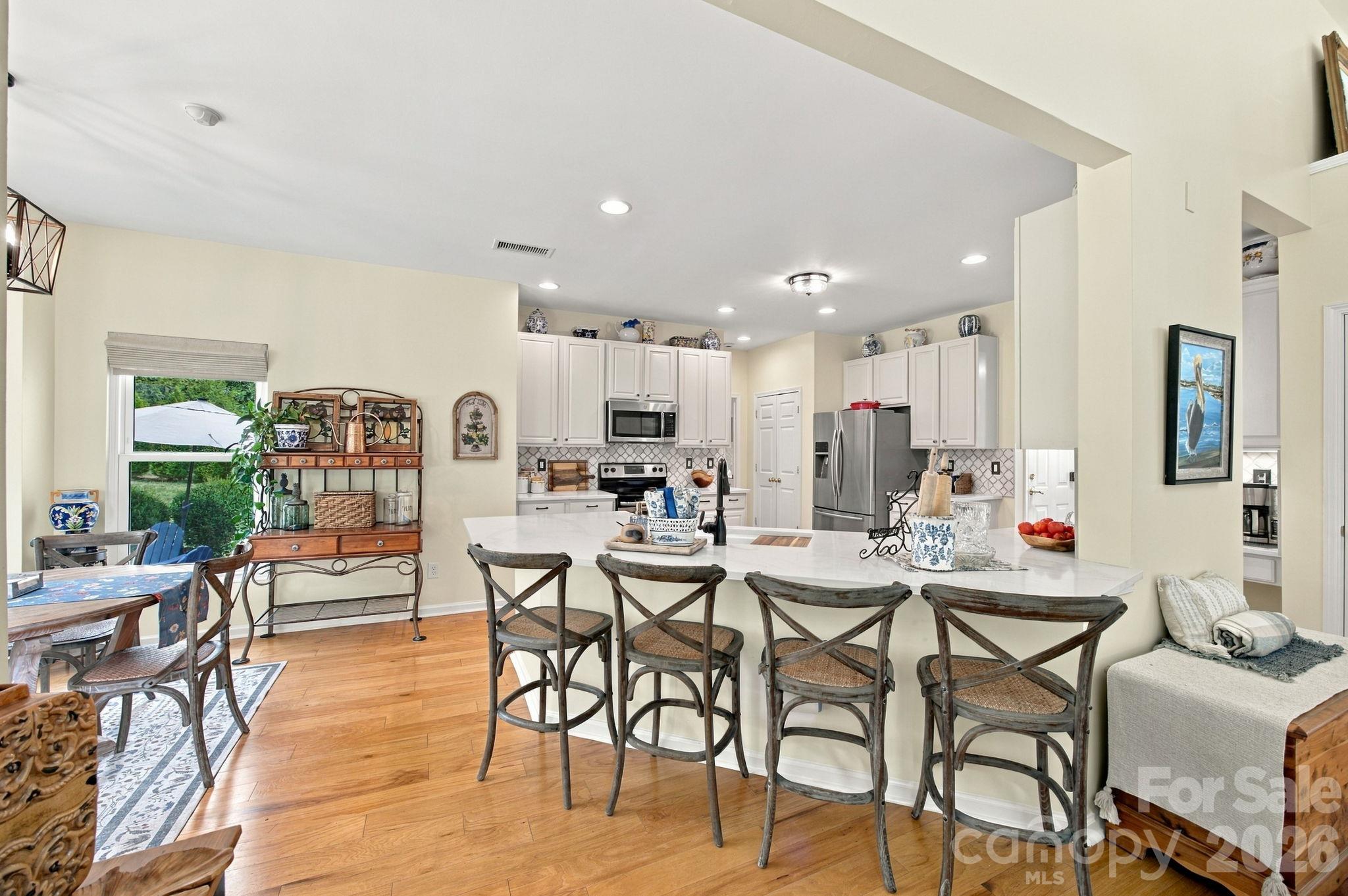 Single Family Residence at 20304 Southshore Drive, Cornelius, photo 13 of 46
