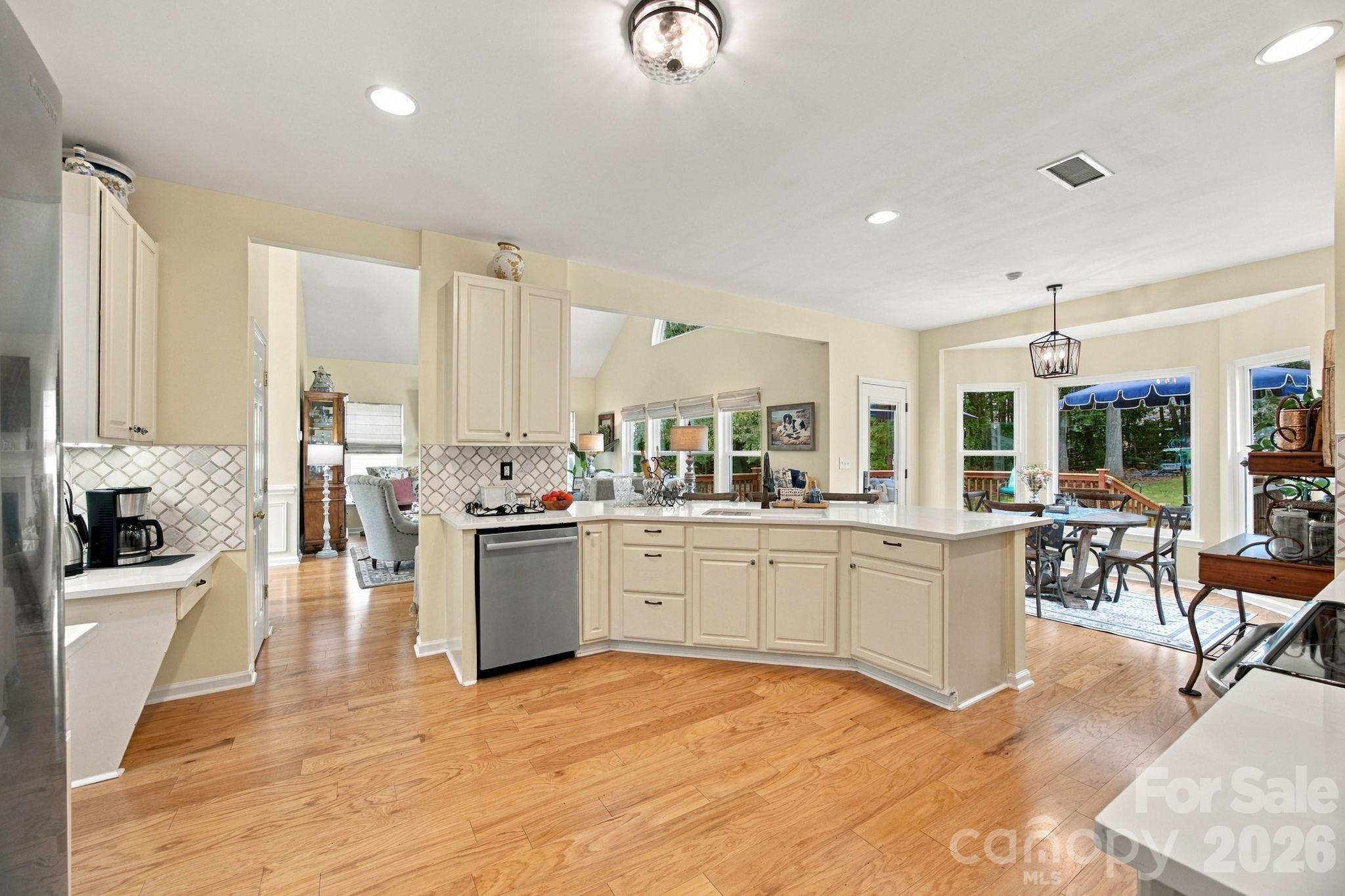 Open Concept - 20304 Southshore Drive, Cornelius