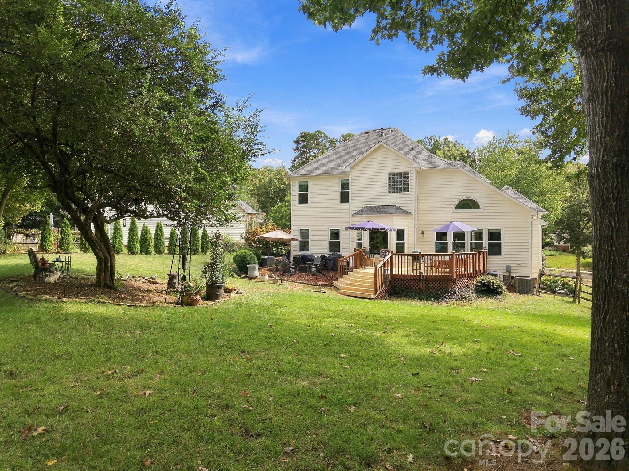 Single Family Residence at 20304 Southshore Drive, Cornelius, photo 35 of 46