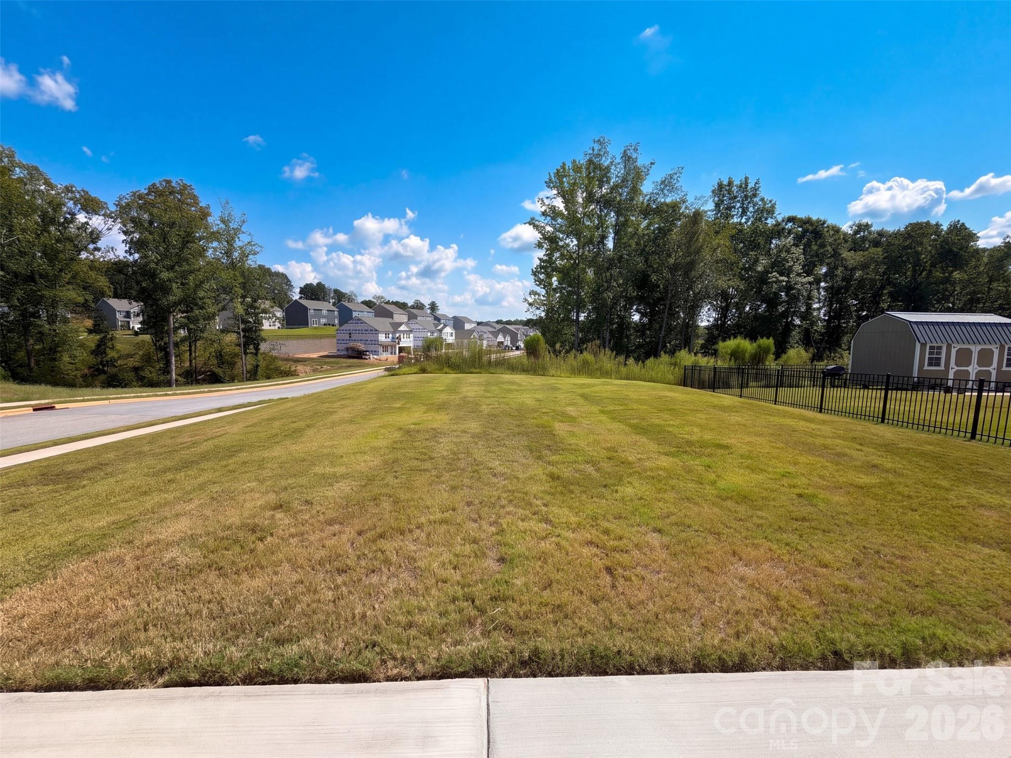 Single Family Residence at 3049 Sassafras Trail, Gastonia, photo 5 of 22