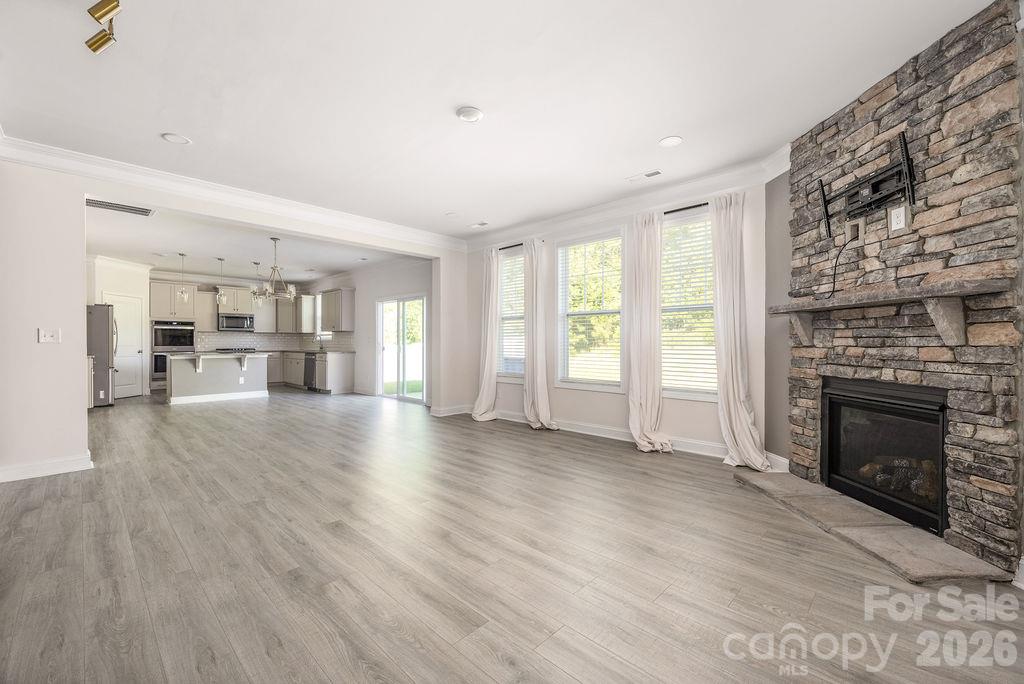 Single Family Residence at 108 Northstone Road, Mooresville, photo 19 of 45